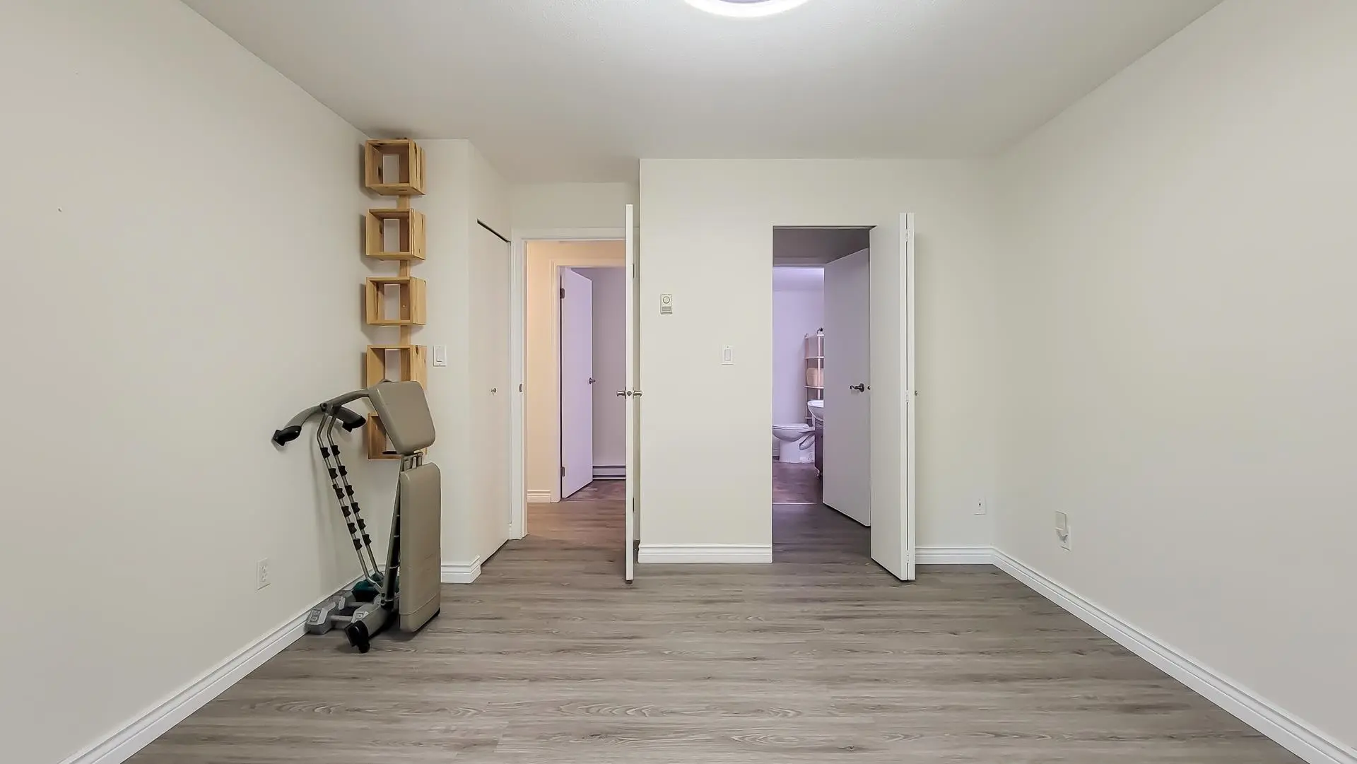 Property at #1103 1750 MCKENZIE ROAD, Abbotsford, BC