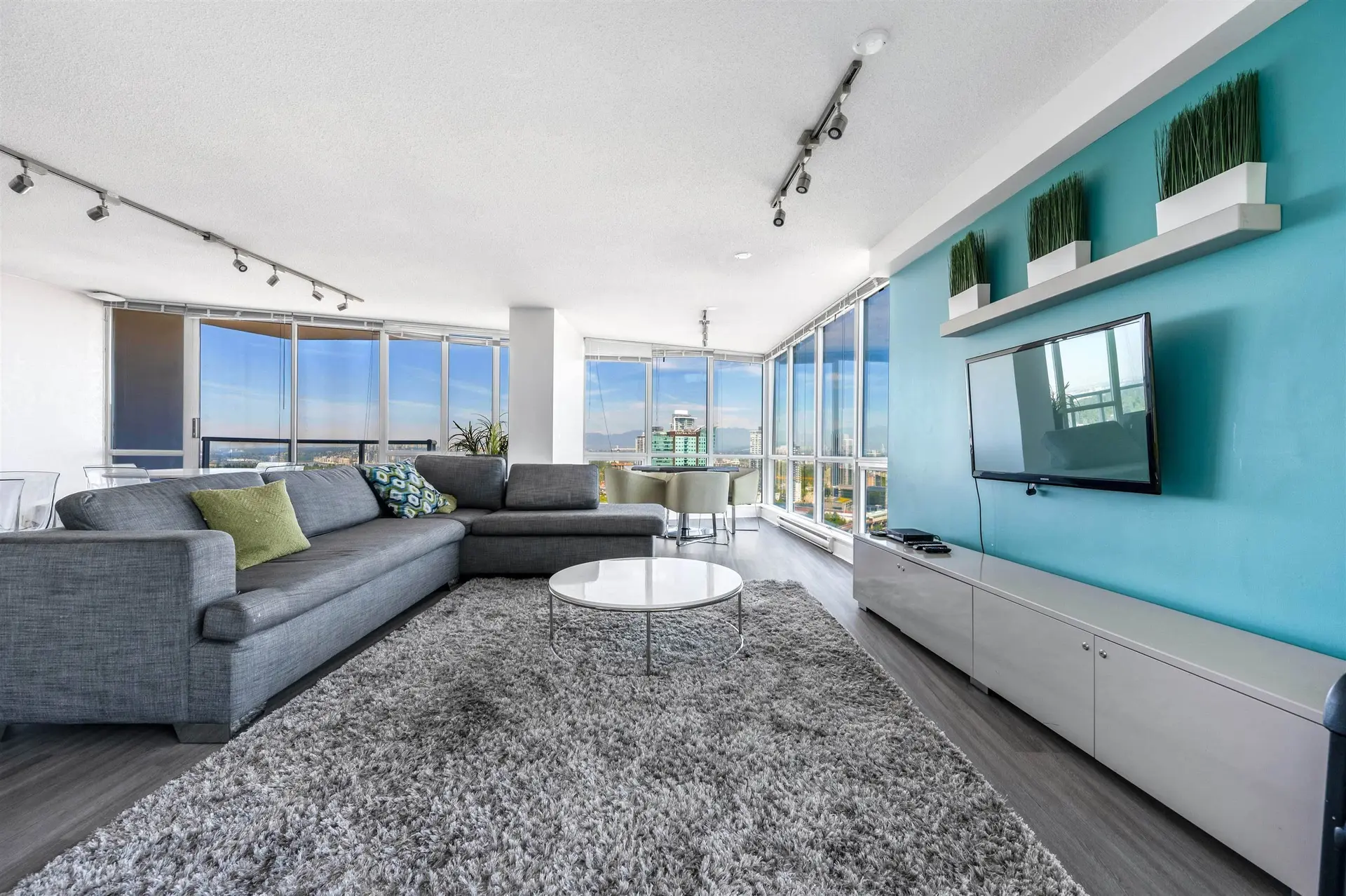 Property at #2810 13618 100 AVENUE, Surrey, BC