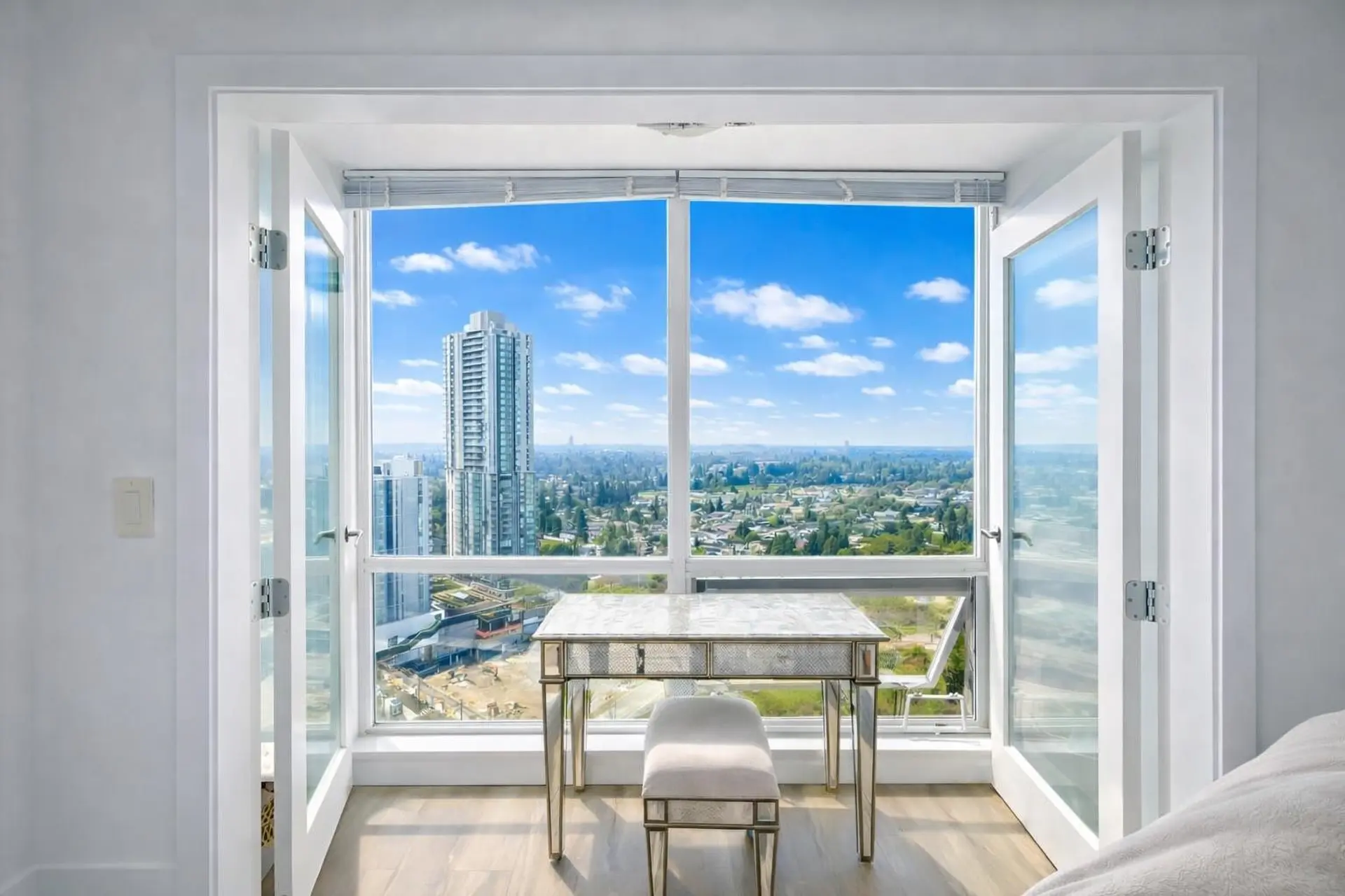 Property at #2810 13618 100 AVENUE, Surrey, BC