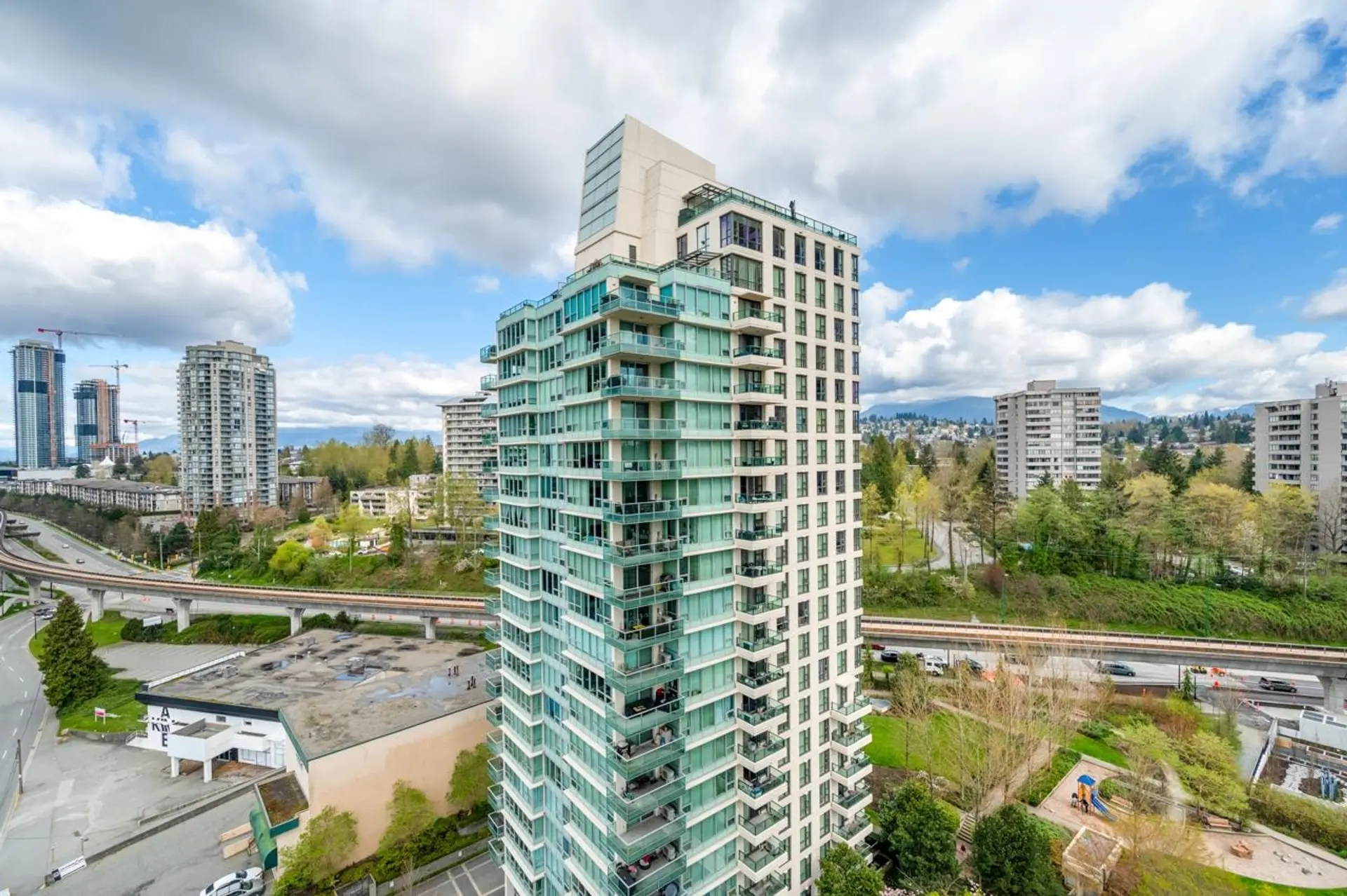 Property at #1703 2232 DOUGLAS ROAD, Burnaby, BC