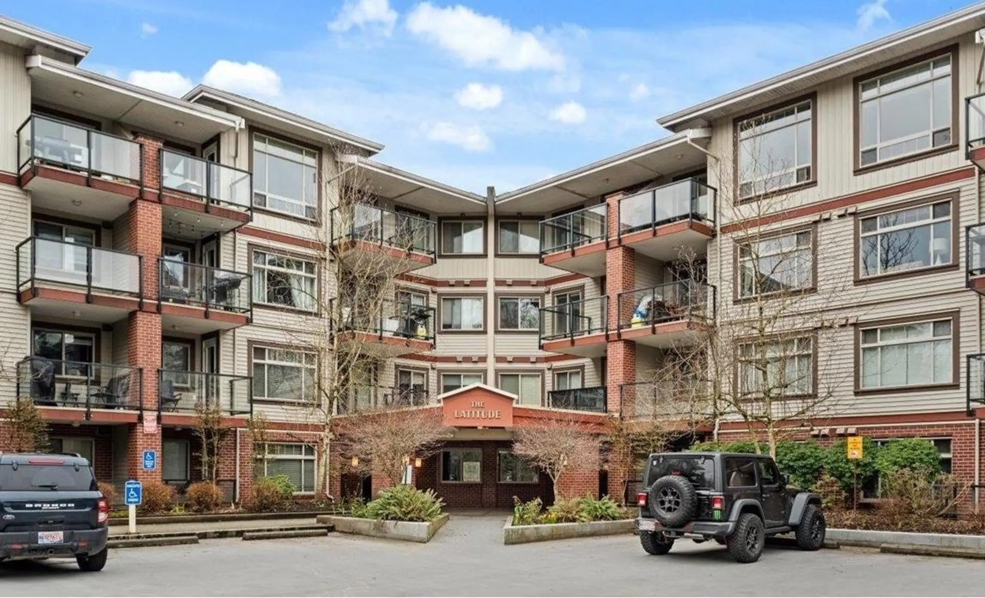 Property at #212 2233 MCKENZIE ROAD, Abbotsford, BC