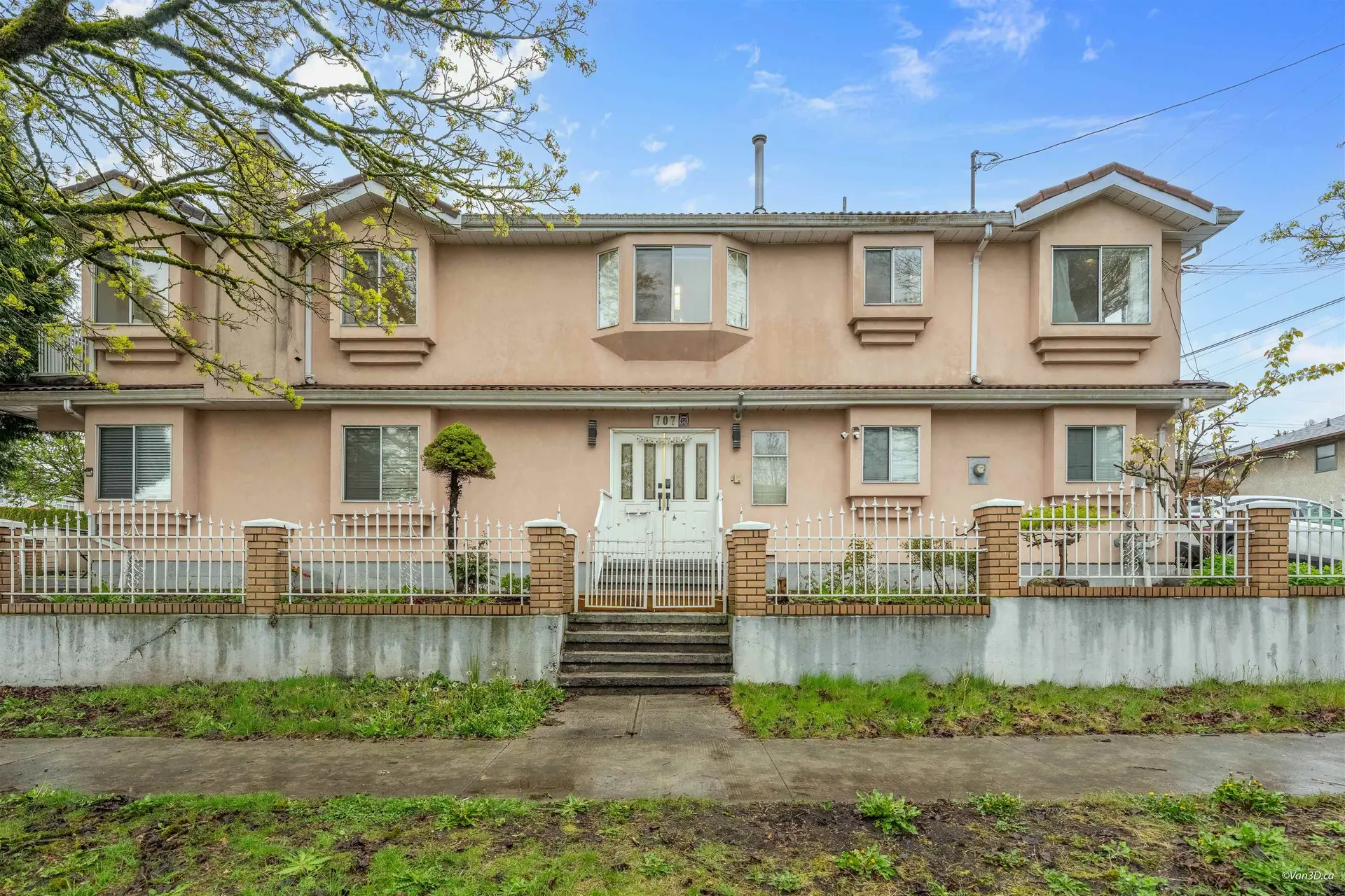 Property at 707 E 63rd Avenue, Vancouver, BC