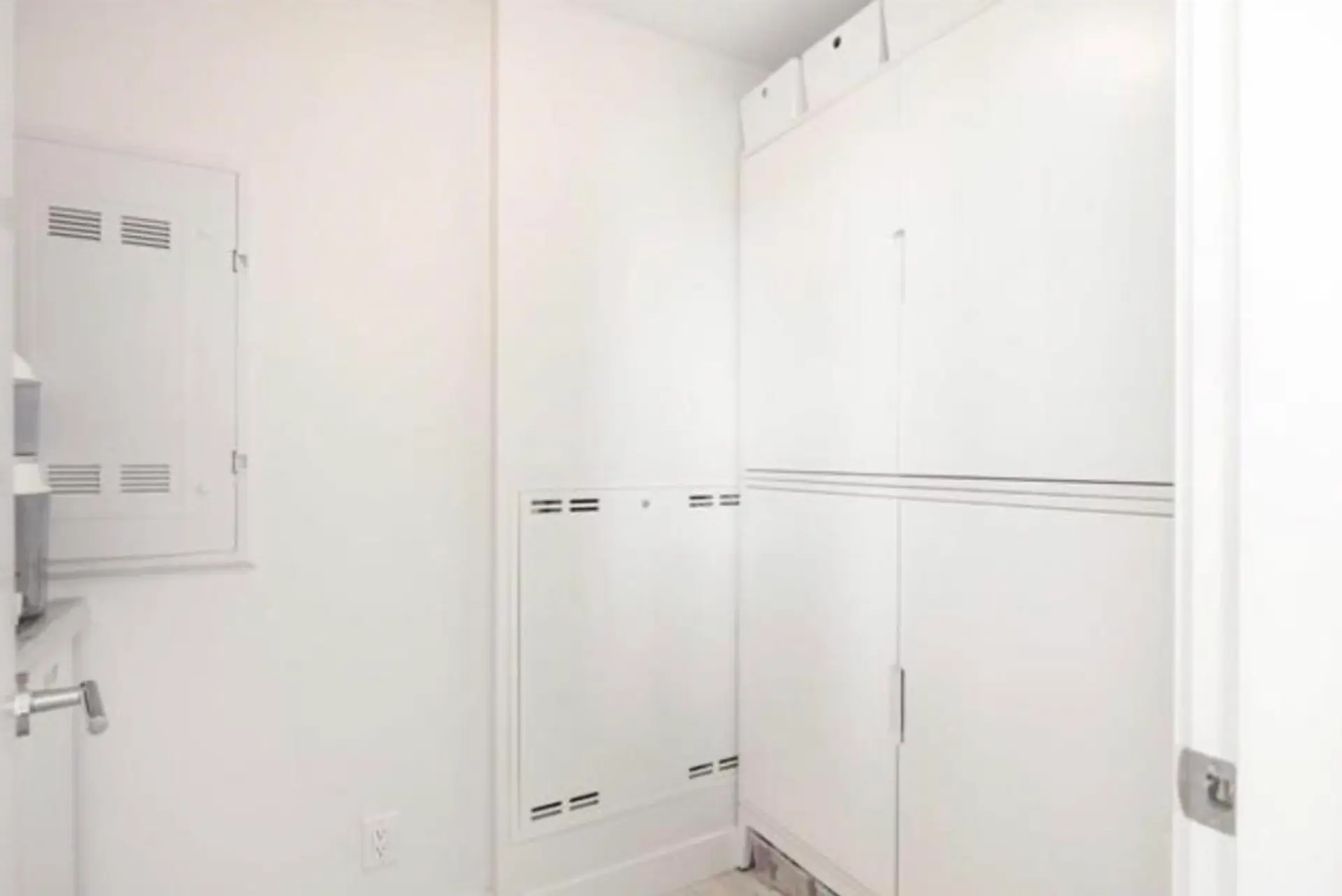 Property at #2105 1133 HORNBY STREET, Vancouver, BC