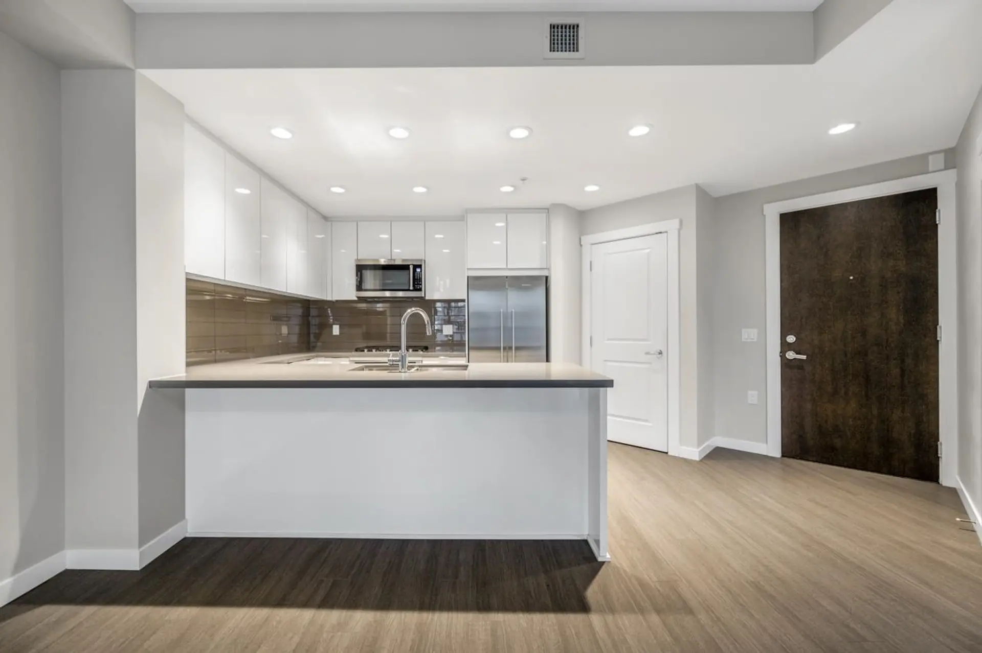 Property at #303 255 W 1ST STREET, North Vancouver, BC