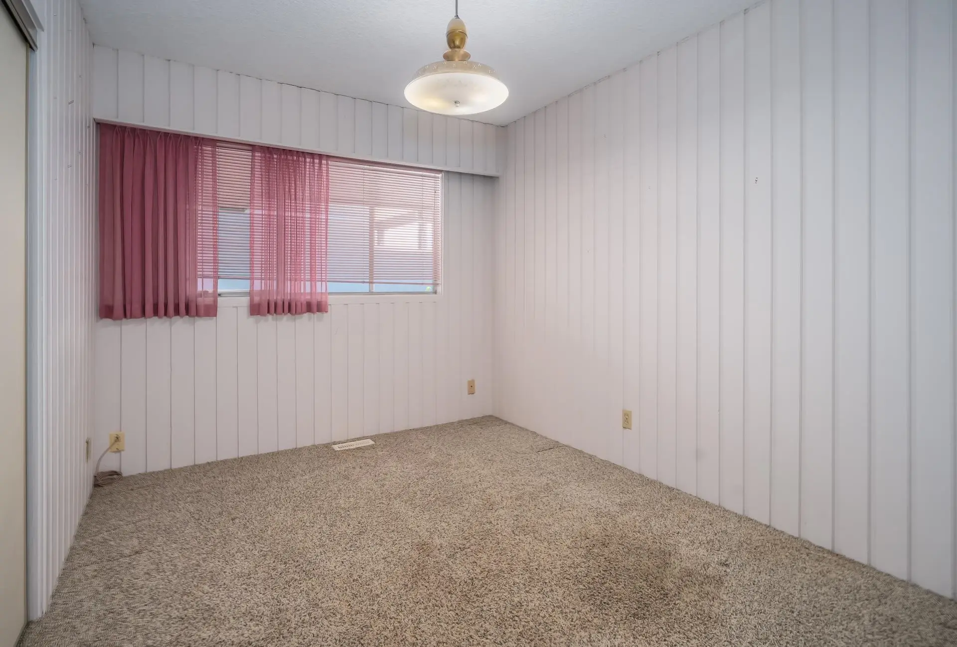 Property at 5240 HALLEY AVENUE, Burnaby, BC