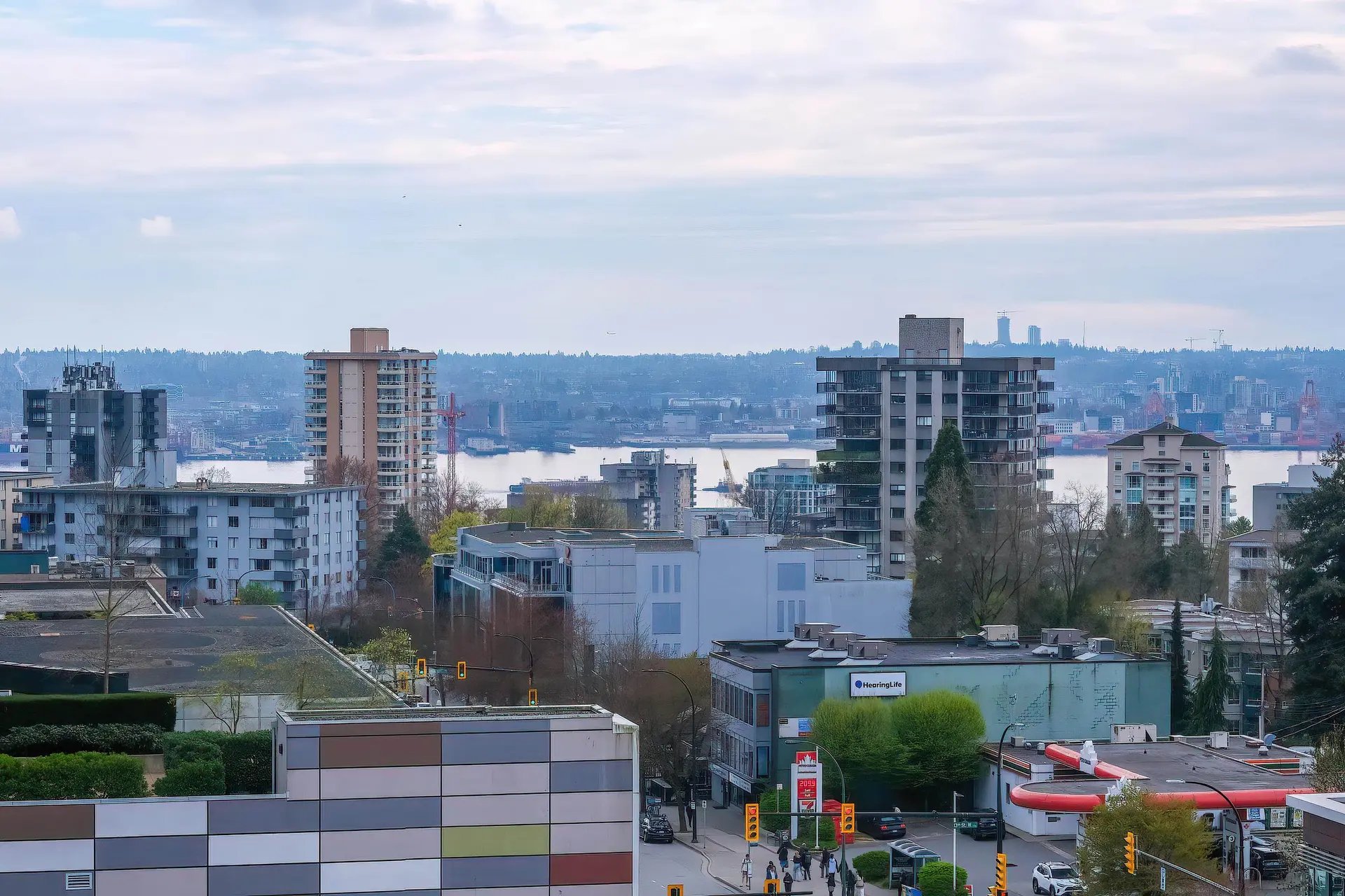 Property at #906 108 E 14th Street, North Vancouver, BC
