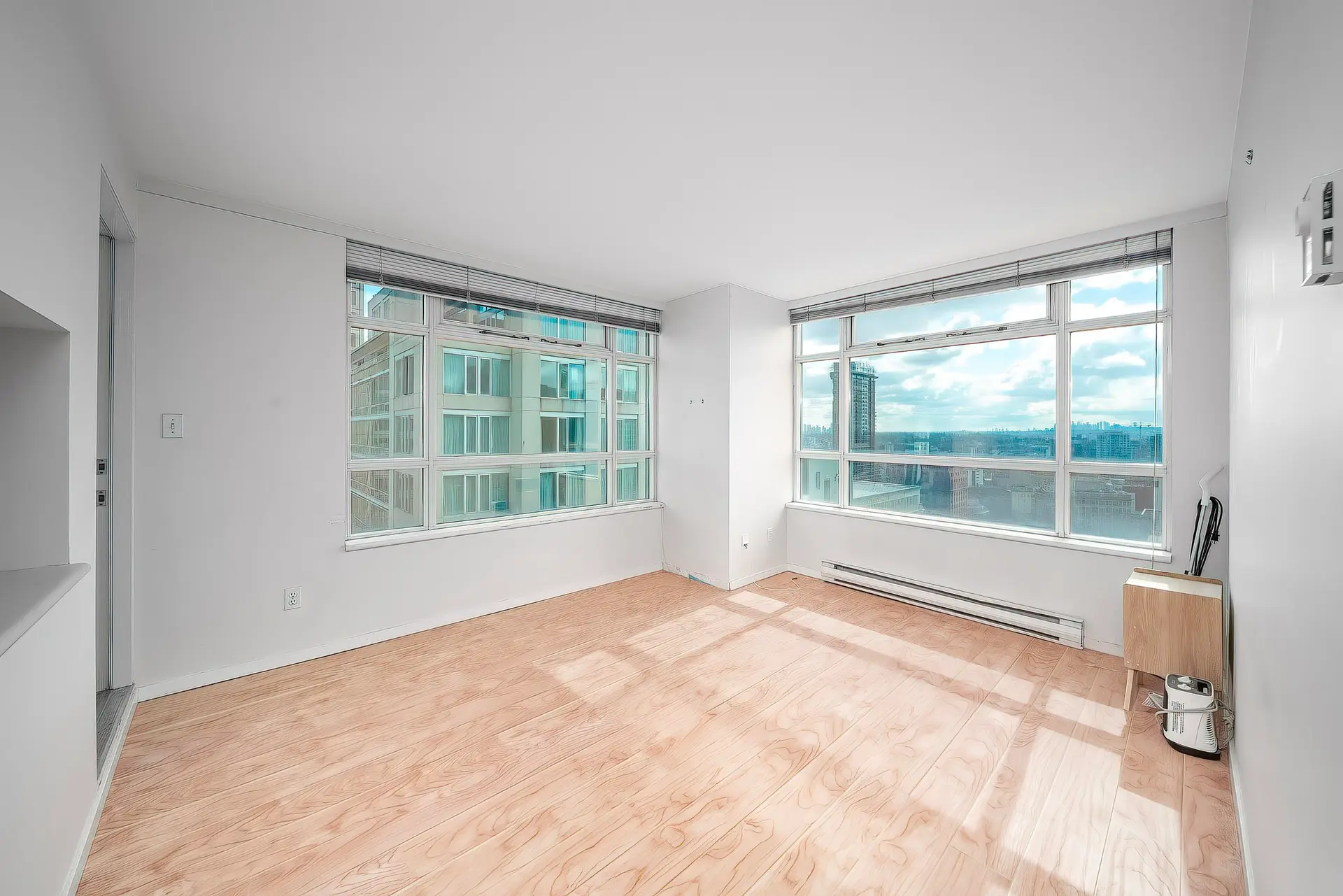 Property at #2007 438 SEYMOUR ST, Vancouver, BC