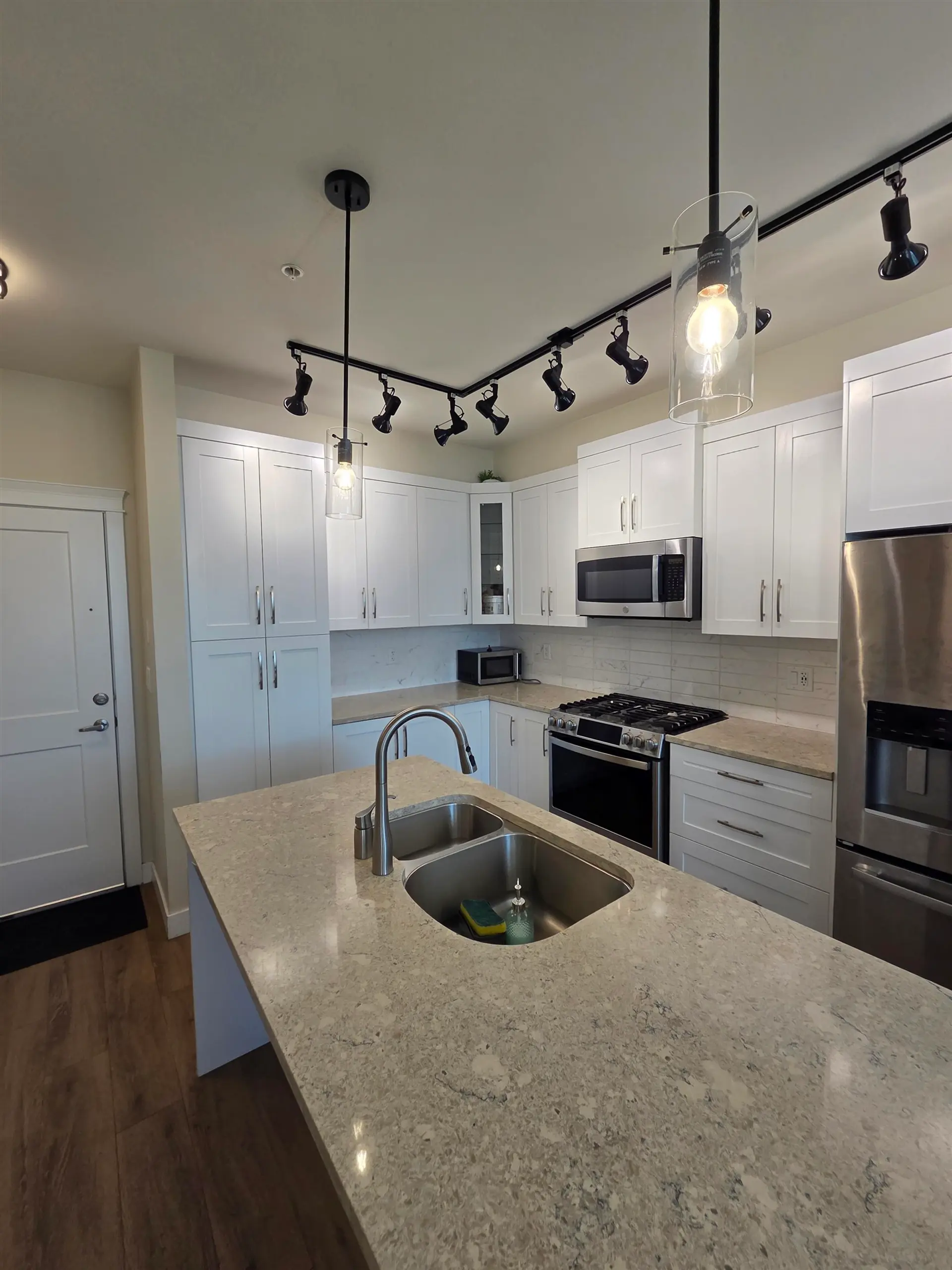 Property at #612 11077 Ravine Road, Surrey, BC