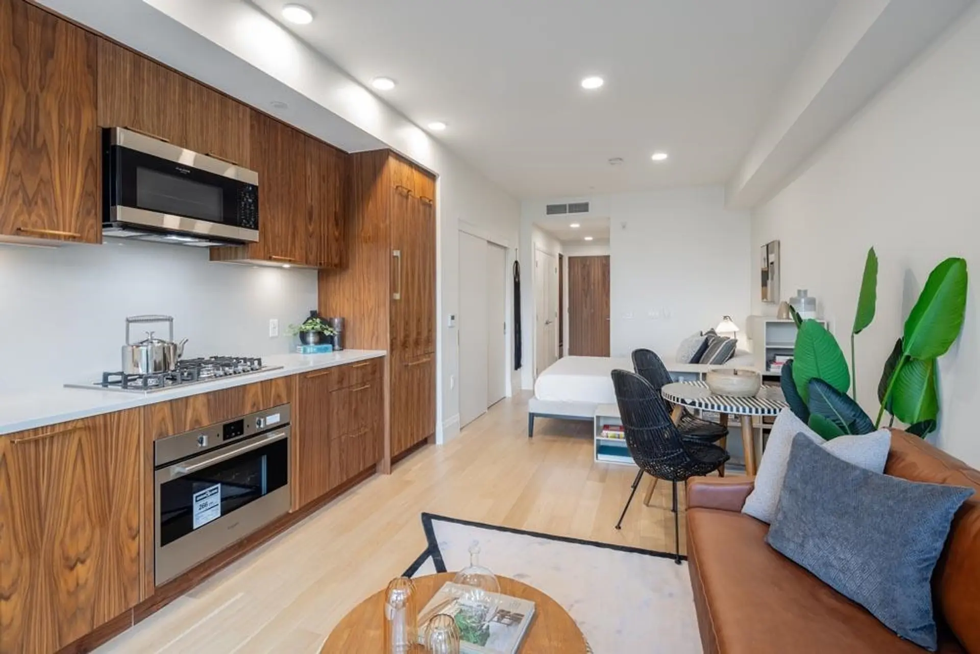 Property at #410 2550 GARDEN DRIVE, Vancouver, BC