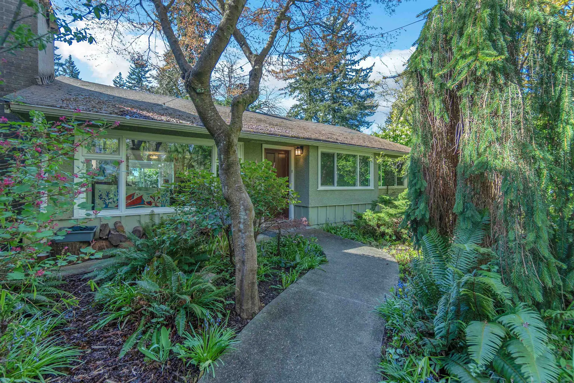 Property at 825 W 20th Street, North Vancouver, BC