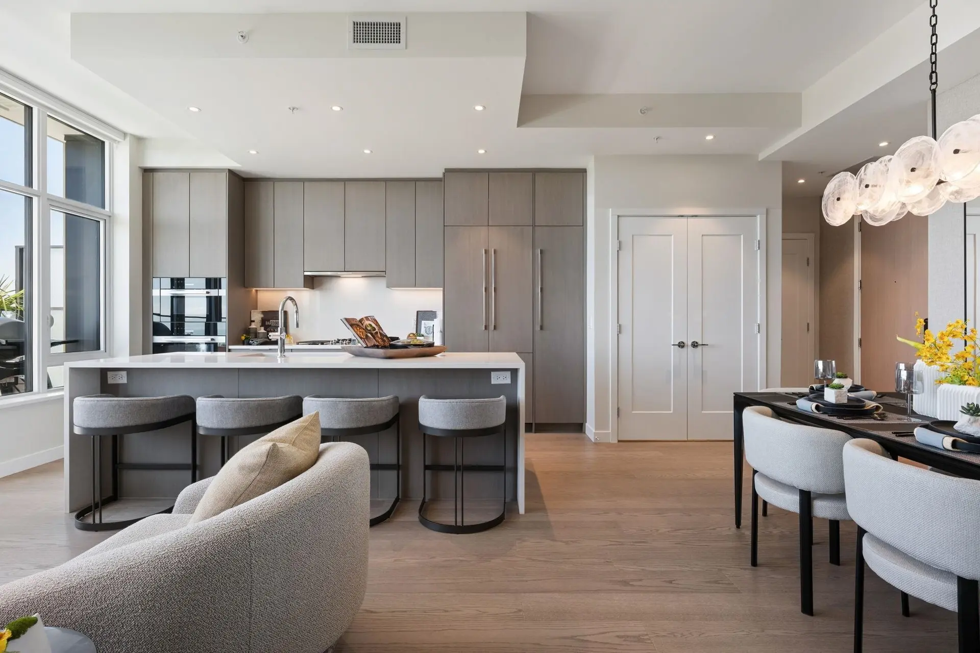 #1604 6138 Birney Avenue - Image 9