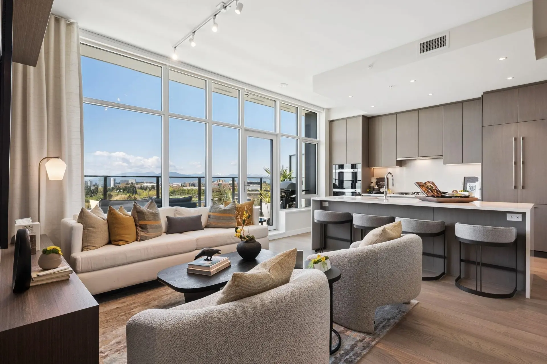 #1604 6138 Birney Avenue - Image 8