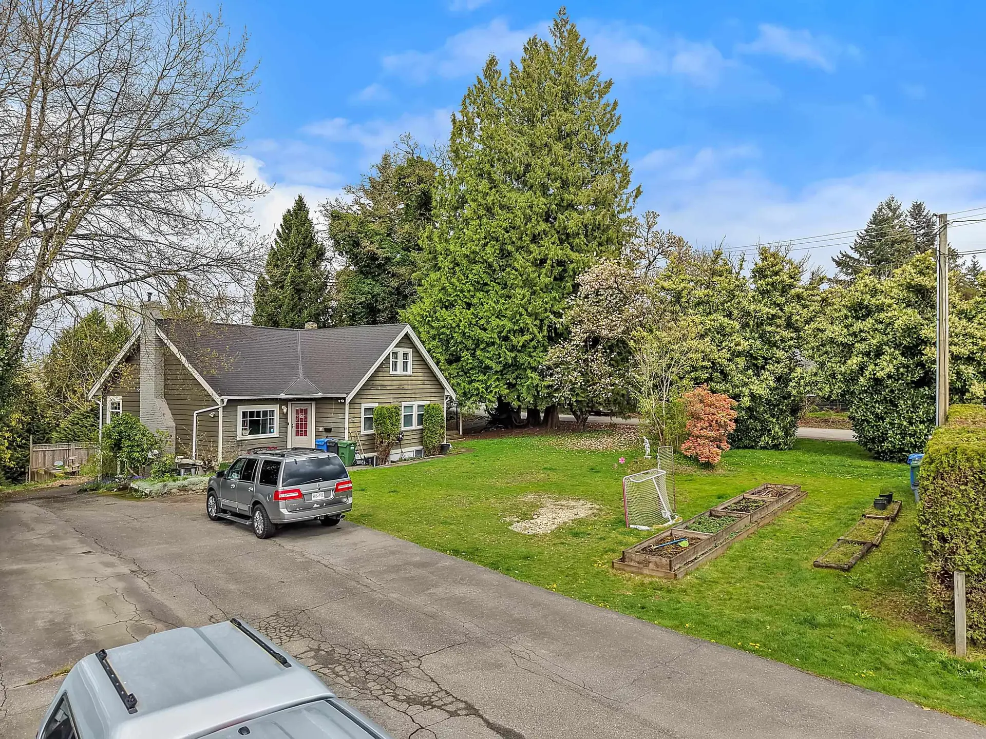 Property at 33983-33991 McCrimmon Drive, Abbotsford, BC