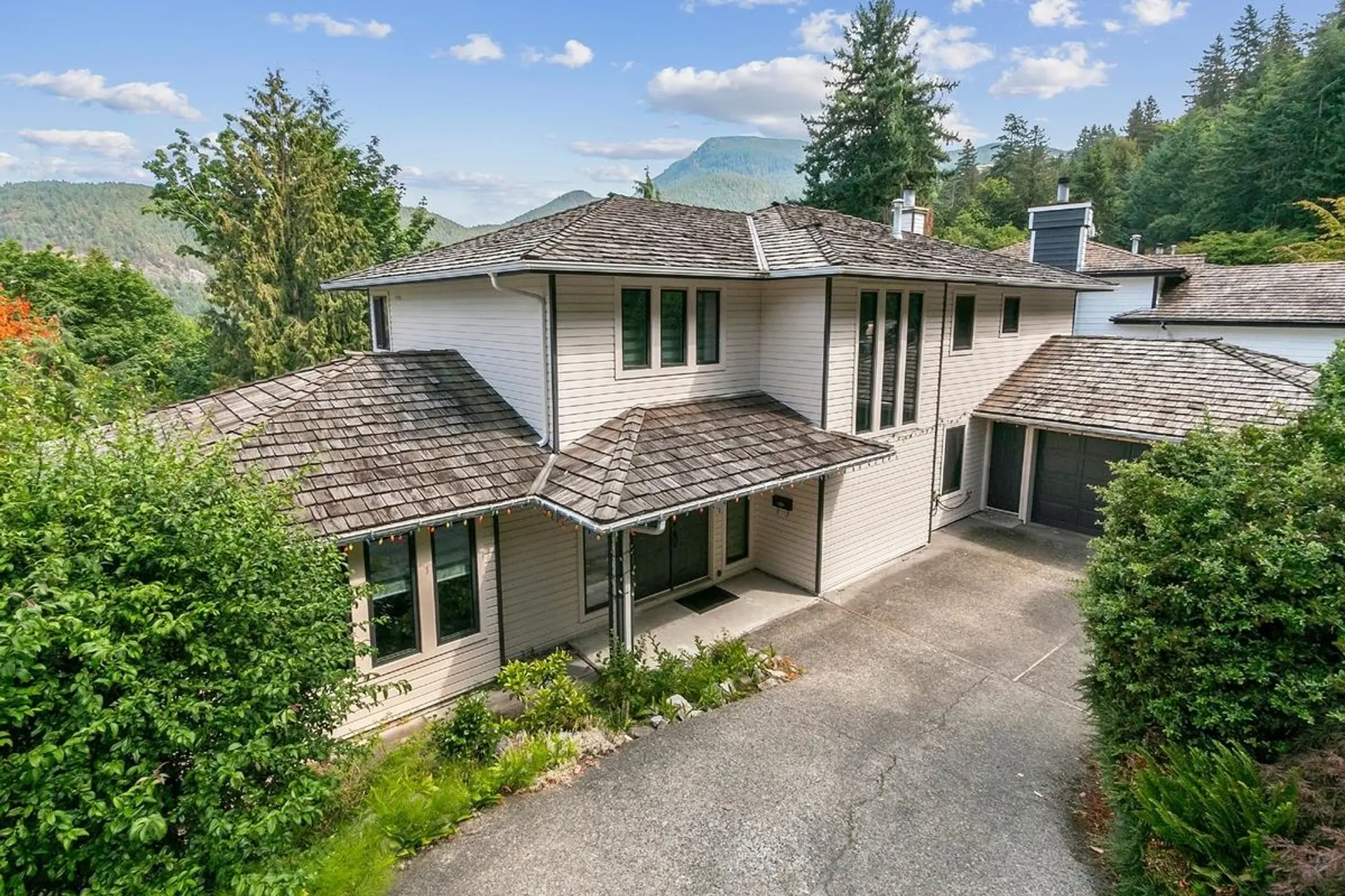 Property at 5479 Keith Road, West Vancouver, BC