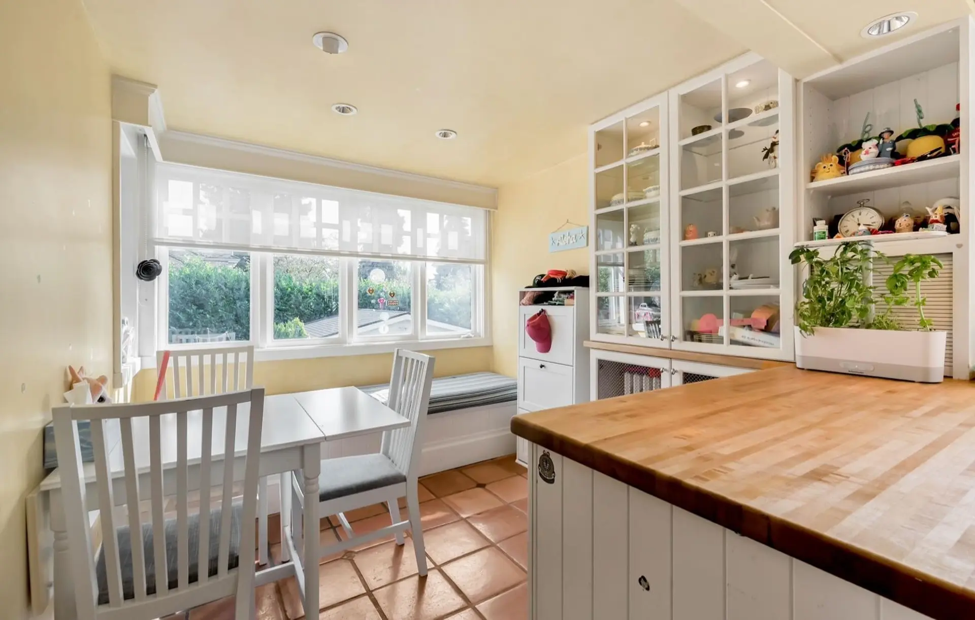 Property at 1670 W 49th Avenue, Vancouver, BC