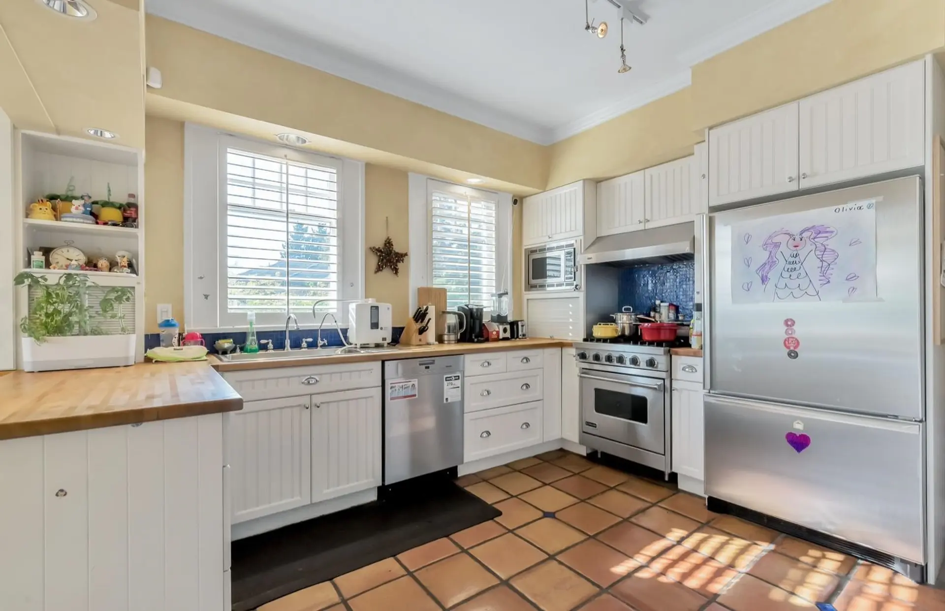 Property at 1670 W 49th Avenue, Vancouver, BC