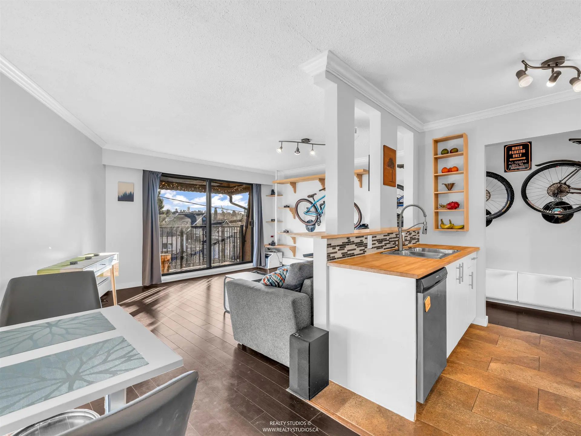 Property at #306 2222 Cambridge Street, Vancouver, BC