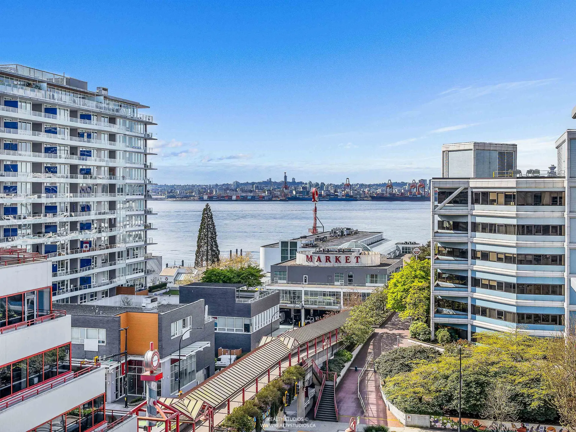 Property at #701 155 W 1st Street, North Vancouver, BC
