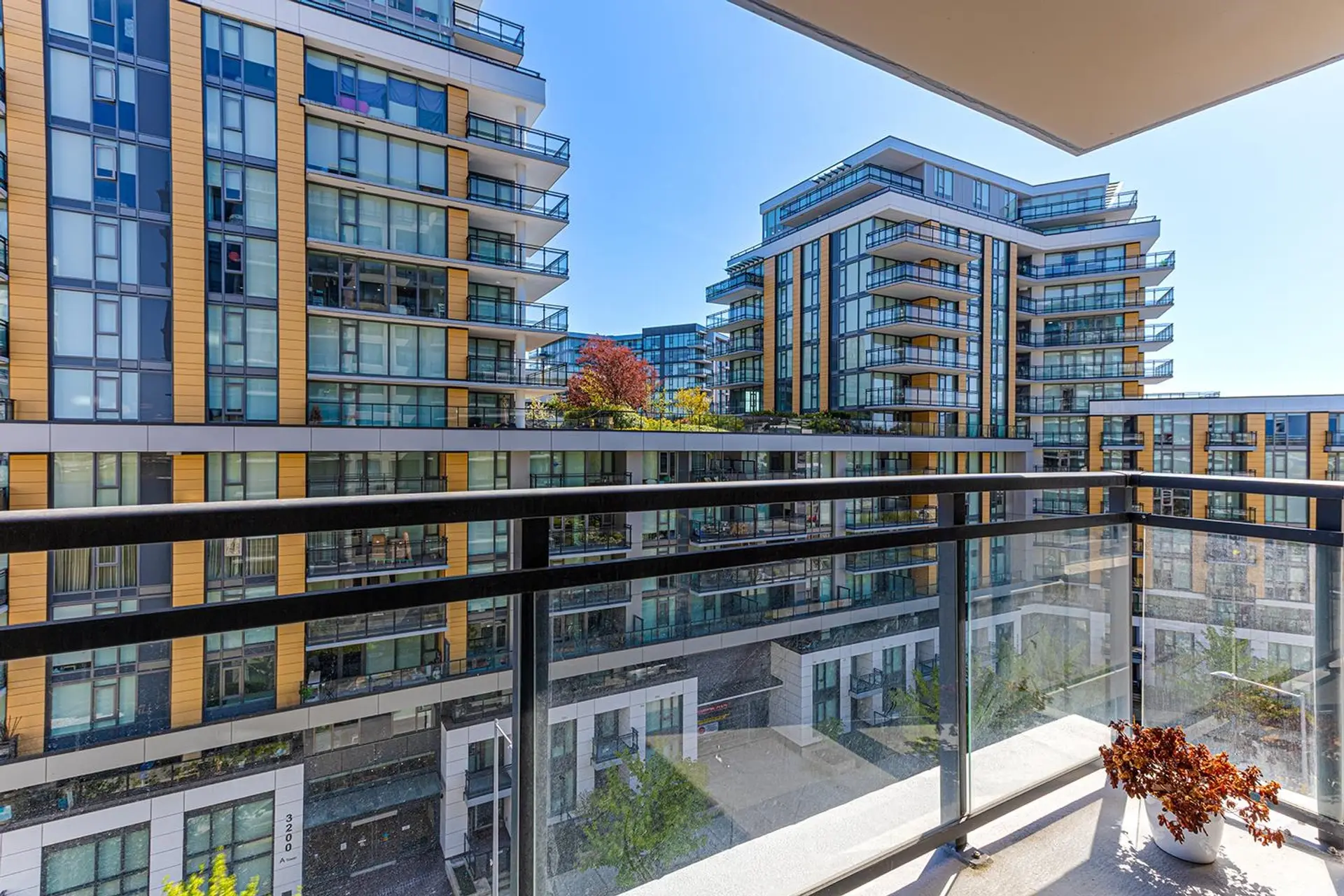 Property at #904 3111 Corvette Way, Richmond, BC