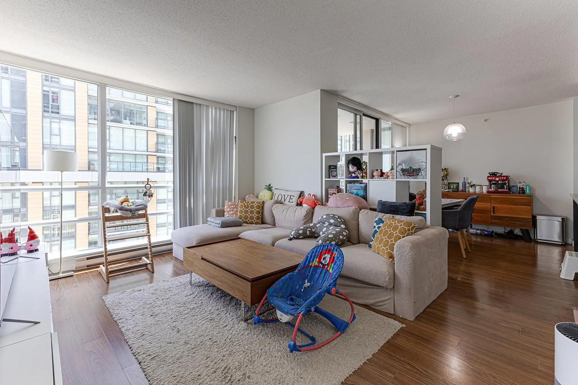 Property at #904 3111 Corvette Way, Richmond, BC