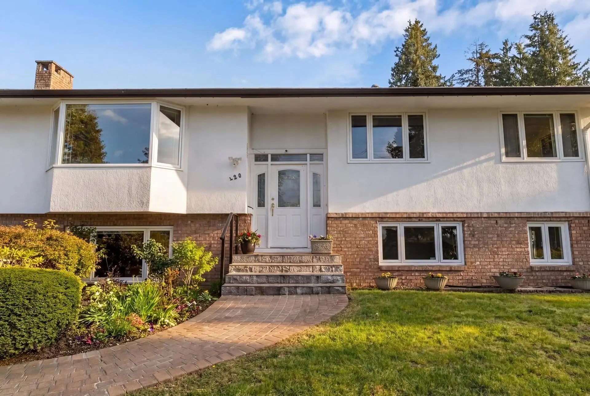 Property at 420 Monteray Avenue, North Vancouver, BC
