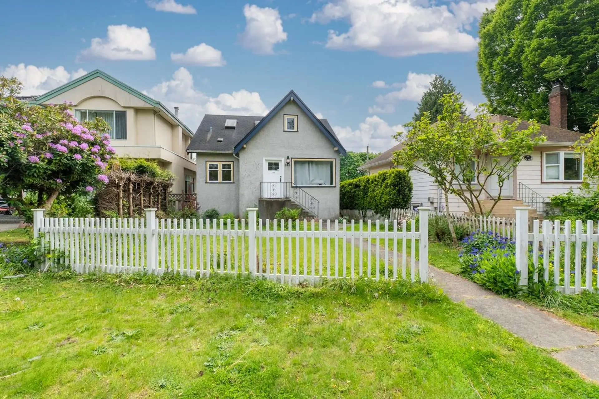 Property at 922 Park Drive, Vancouver, BC