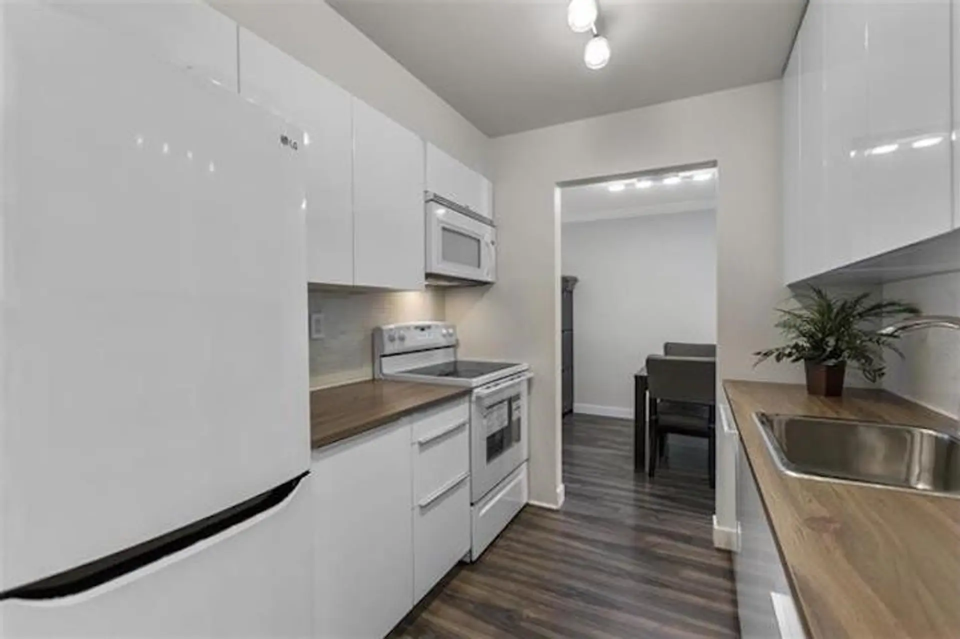 Property at #302 2328 Oxford Street, Vancouver, BC