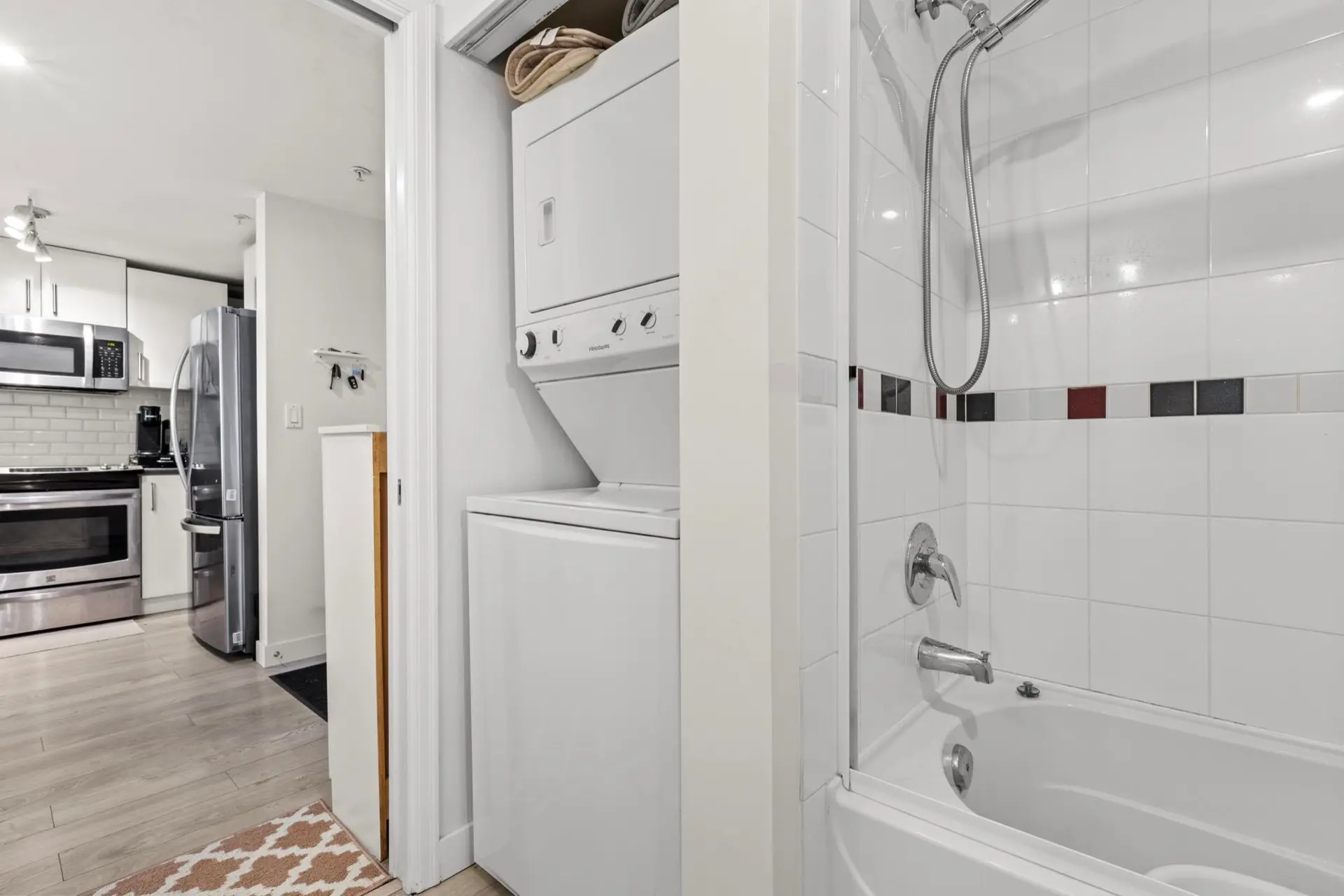 Property at #322 6833 Village Grn, Burnaby, BC