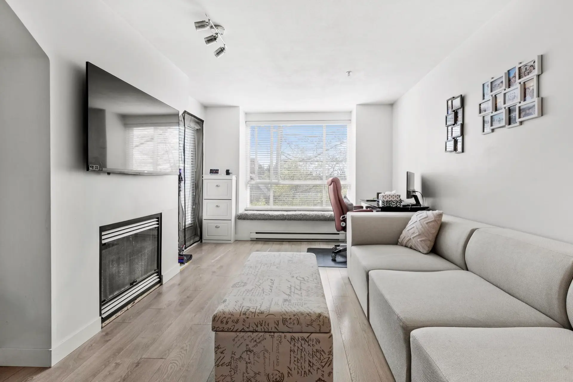 Property at #322 6833 Village Grn, Burnaby, BC