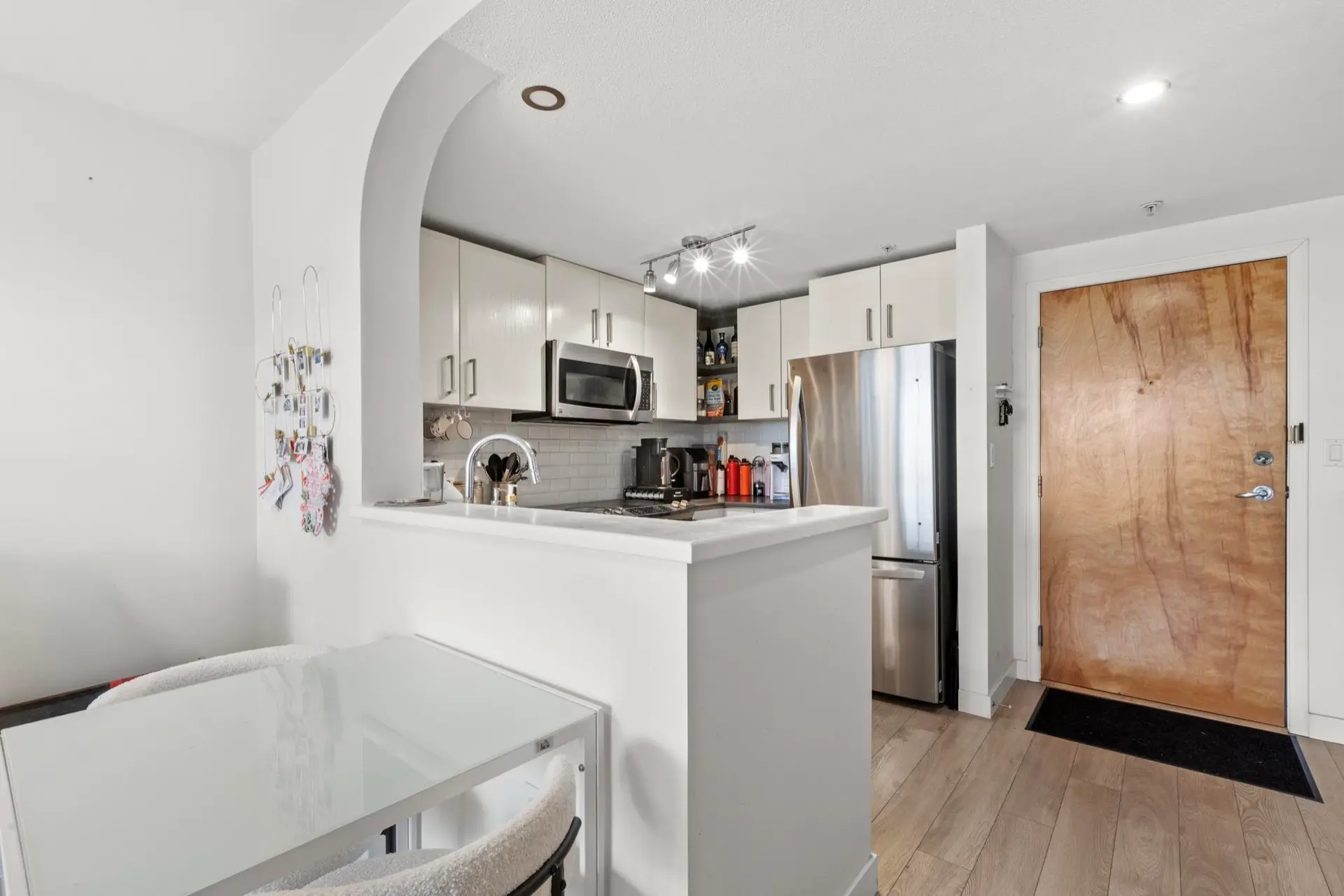 Property at #322 6833 Village Grn, Burnaby, BC