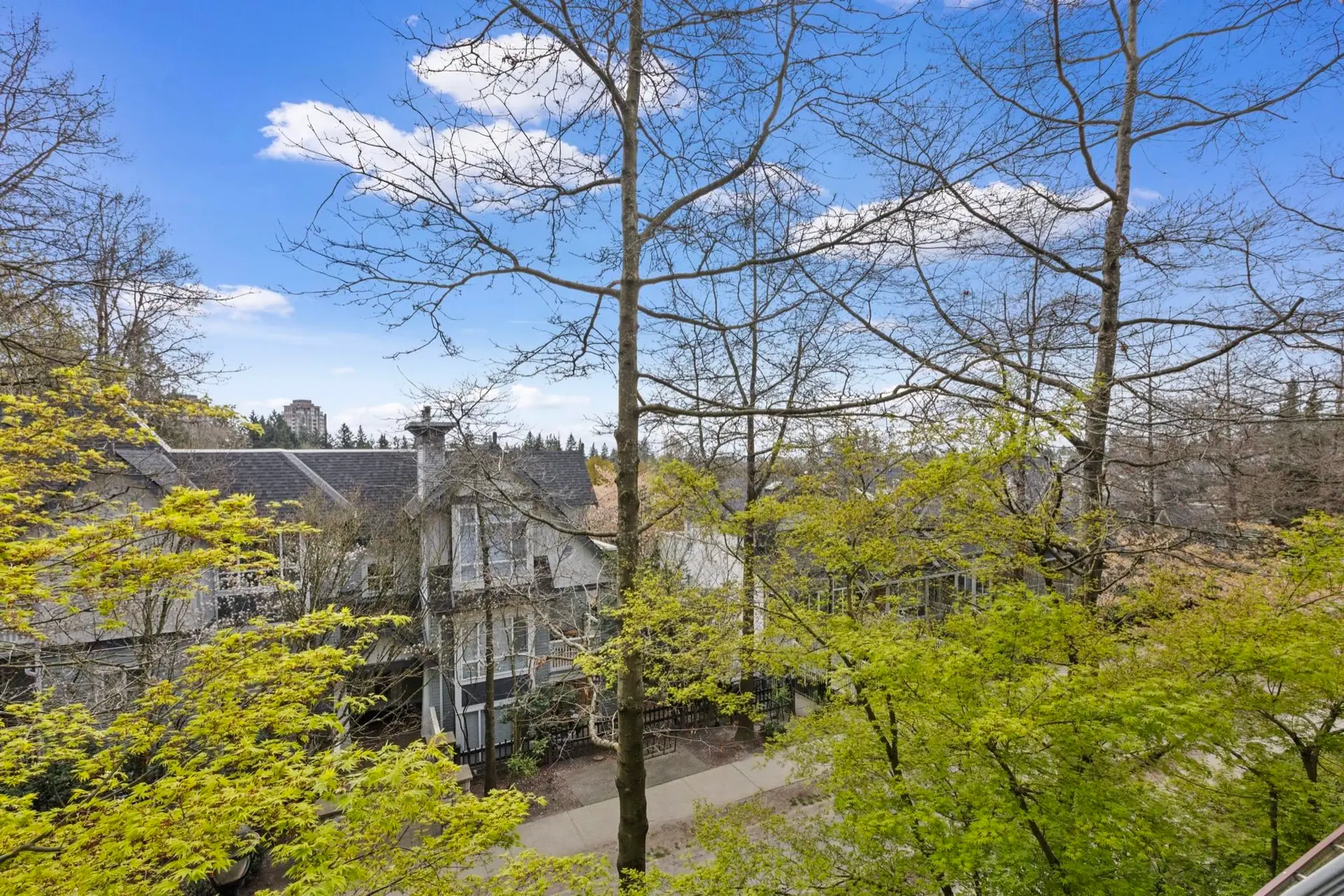 Property at #322 6833 Village Grn, Burnaby, BC