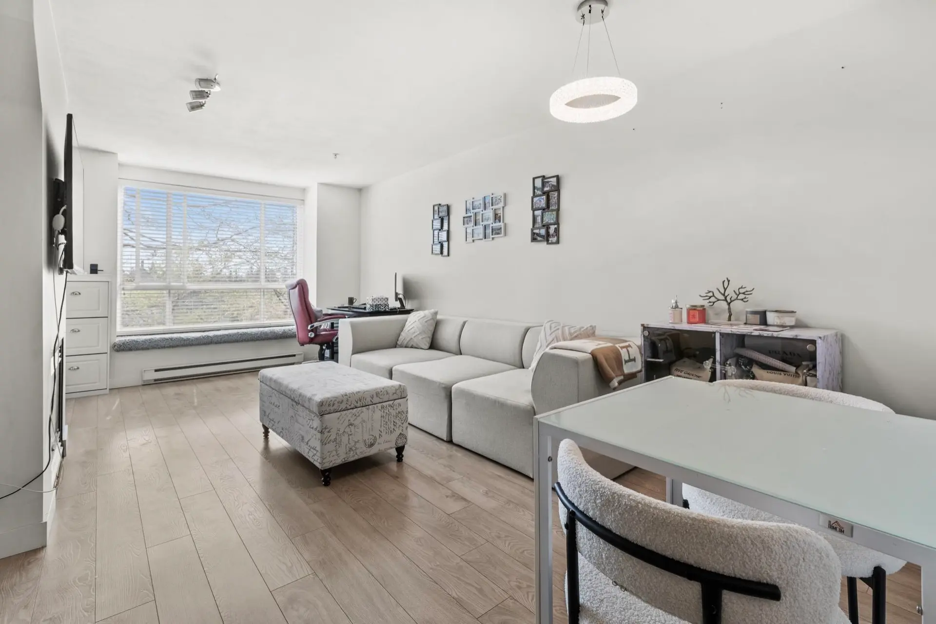 Property at #322 6833 Village Grn, Burnaby, BC