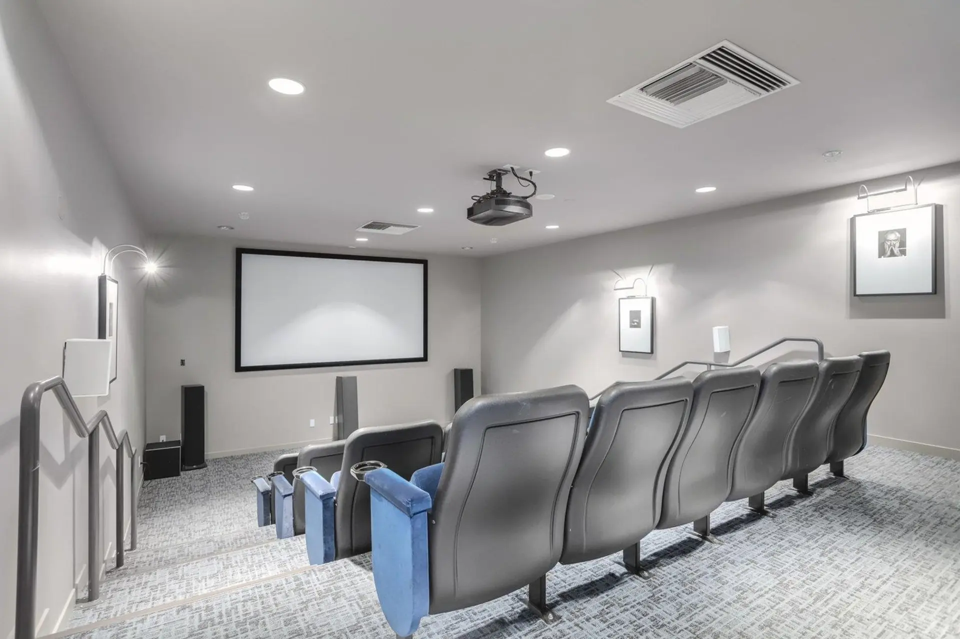 Property at #2P 1033 MARINASIDE CRESCENT, Vancouver, BC