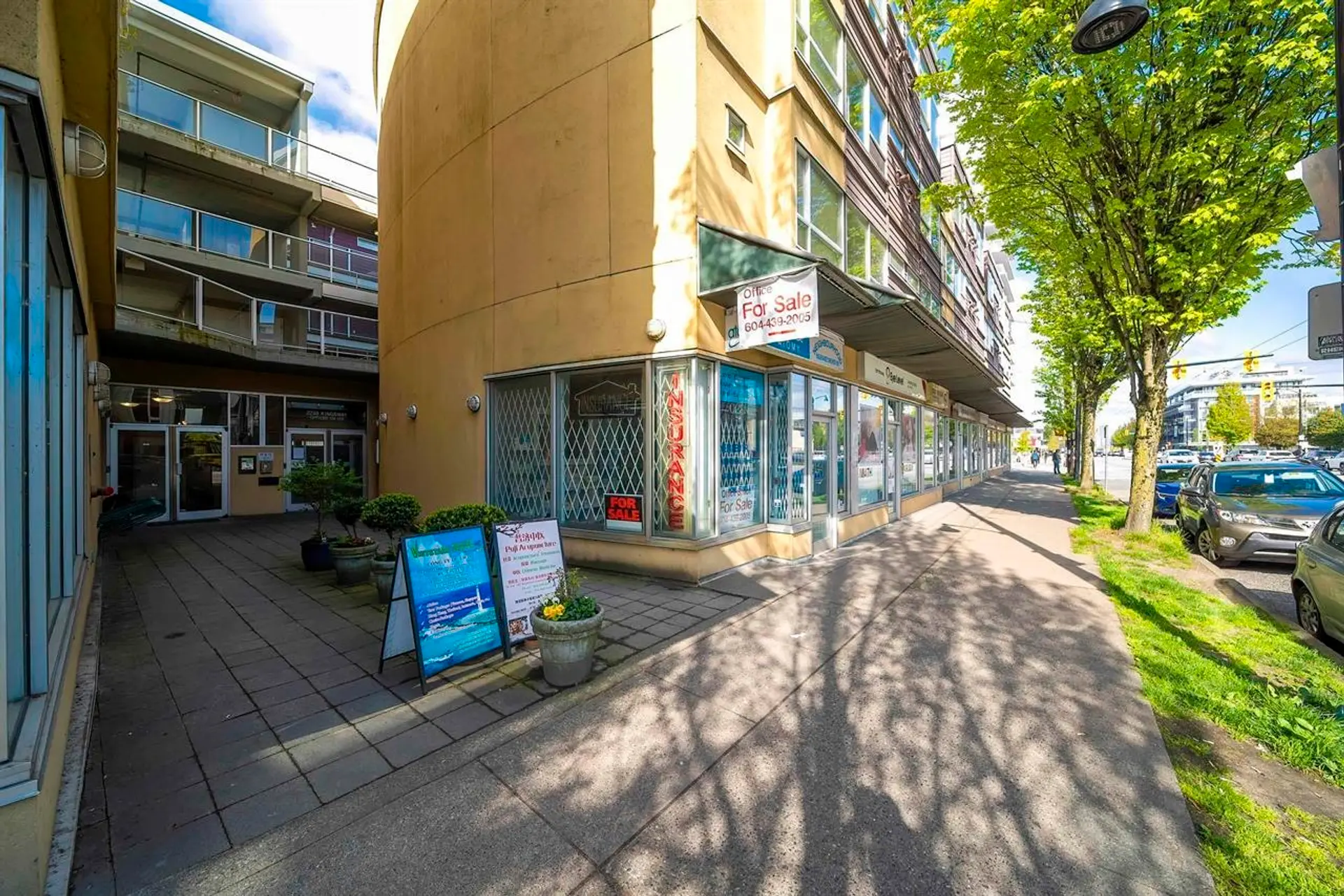 Property at #407 2238 Kingsway, Vancouver, BC