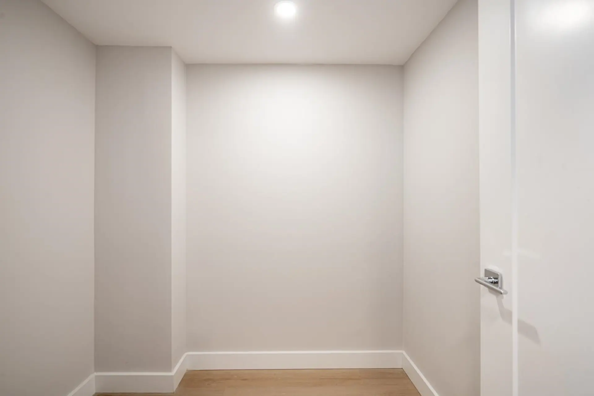 Property at #304 3050 KINGSWAY, Vancouver, BC