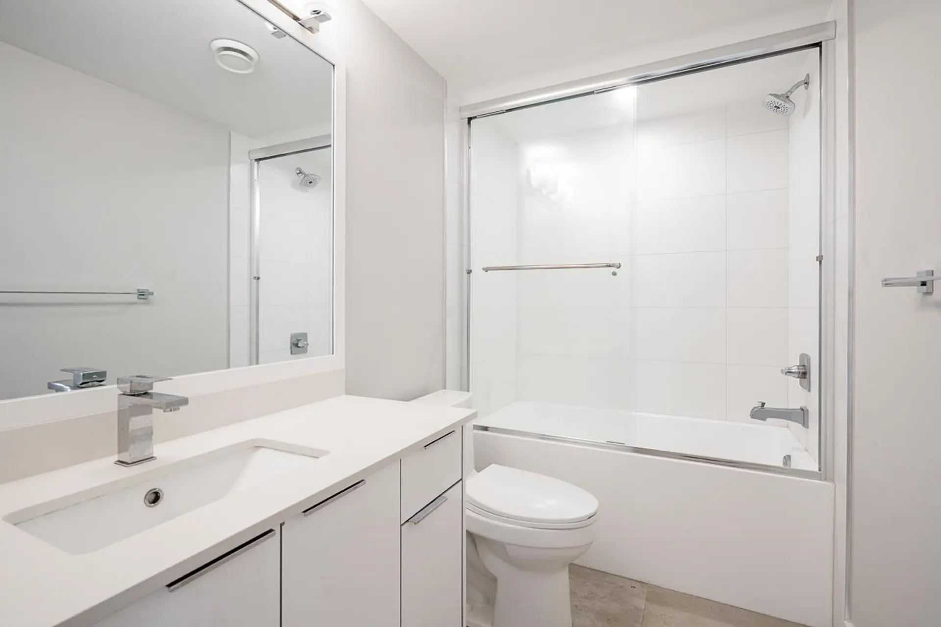 Property at #304 3050 KINGSWAY, Vancouver, BC