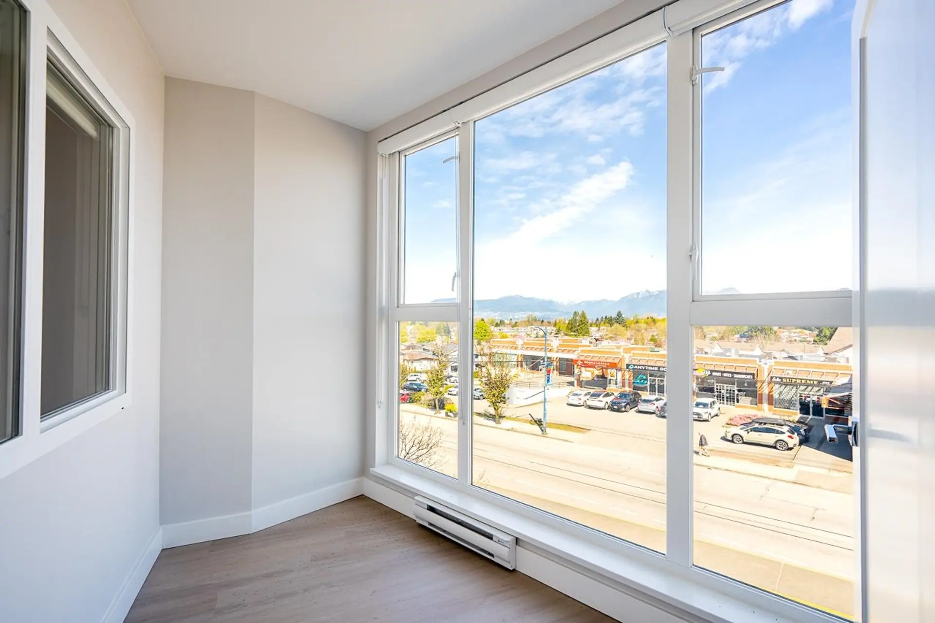 Property at #307 3050 KINGSWAY, Vancouver, BC