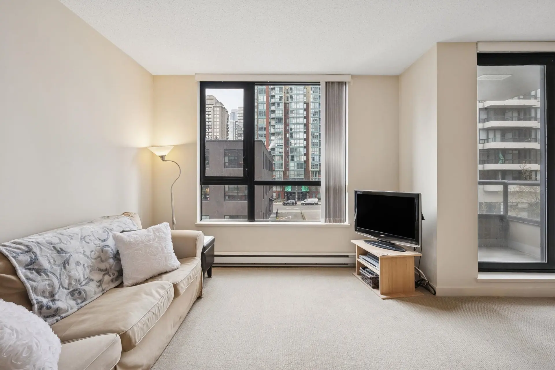 Property at #502 977 Mainland Street, Vancouver, BC