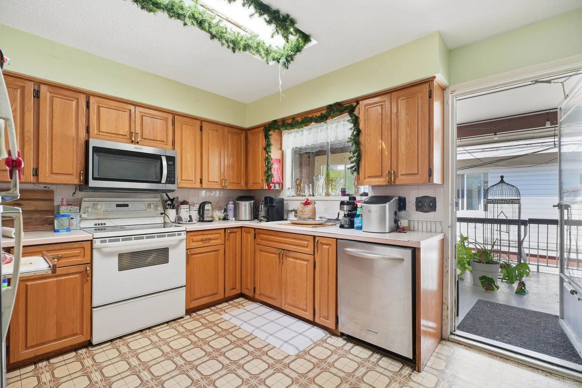 Property at 2574 Campbell Avenue, Abbotsford, BC