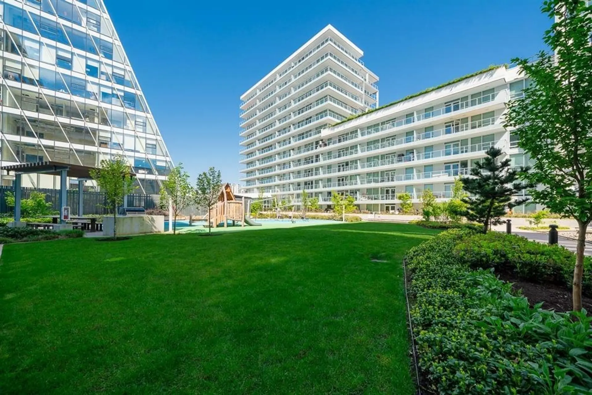 Property at #757 6320 NO. 3 ROAD, Richmond, BC