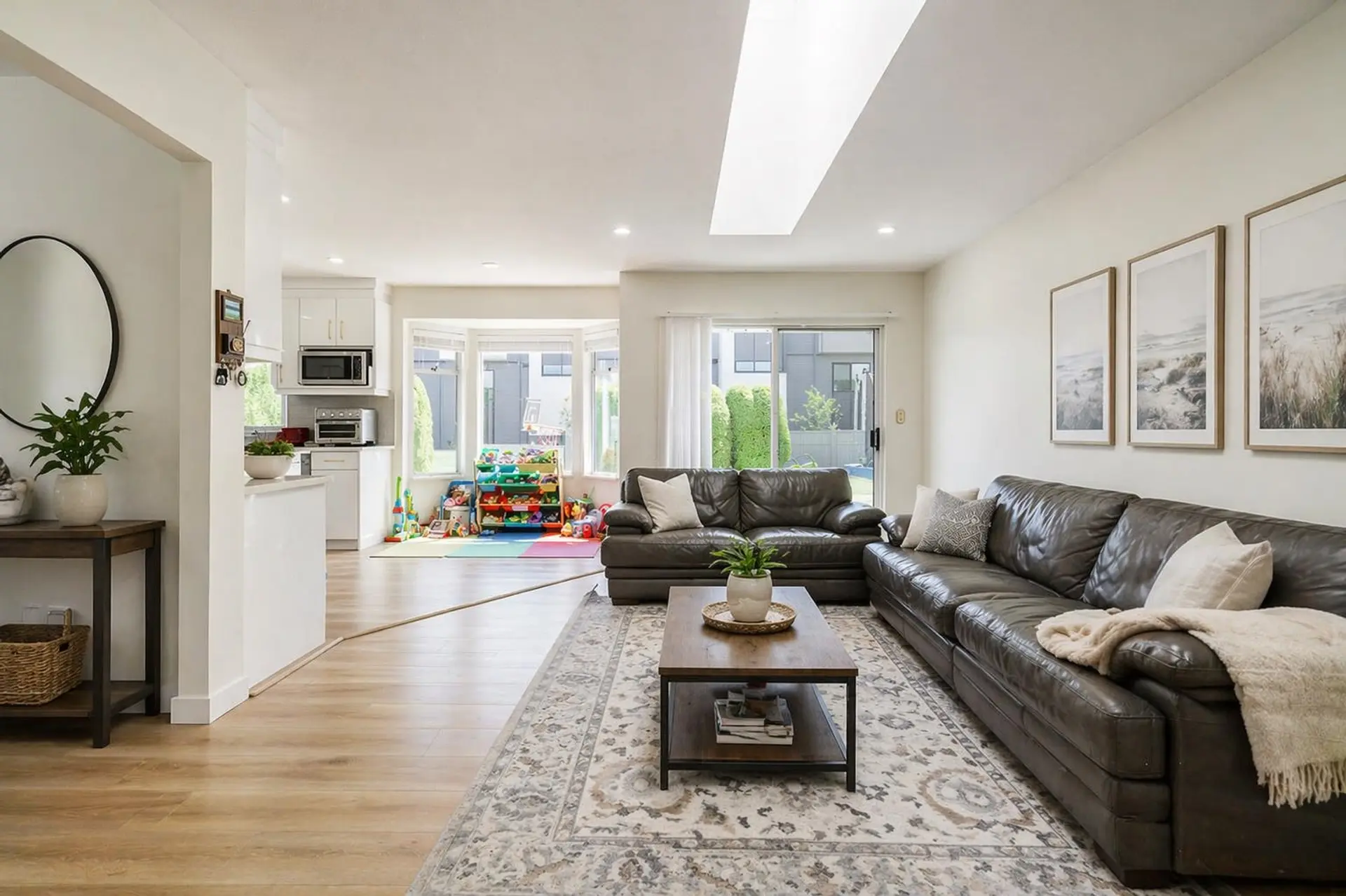 Property at 16158 16a Avenue, Surrey, BC