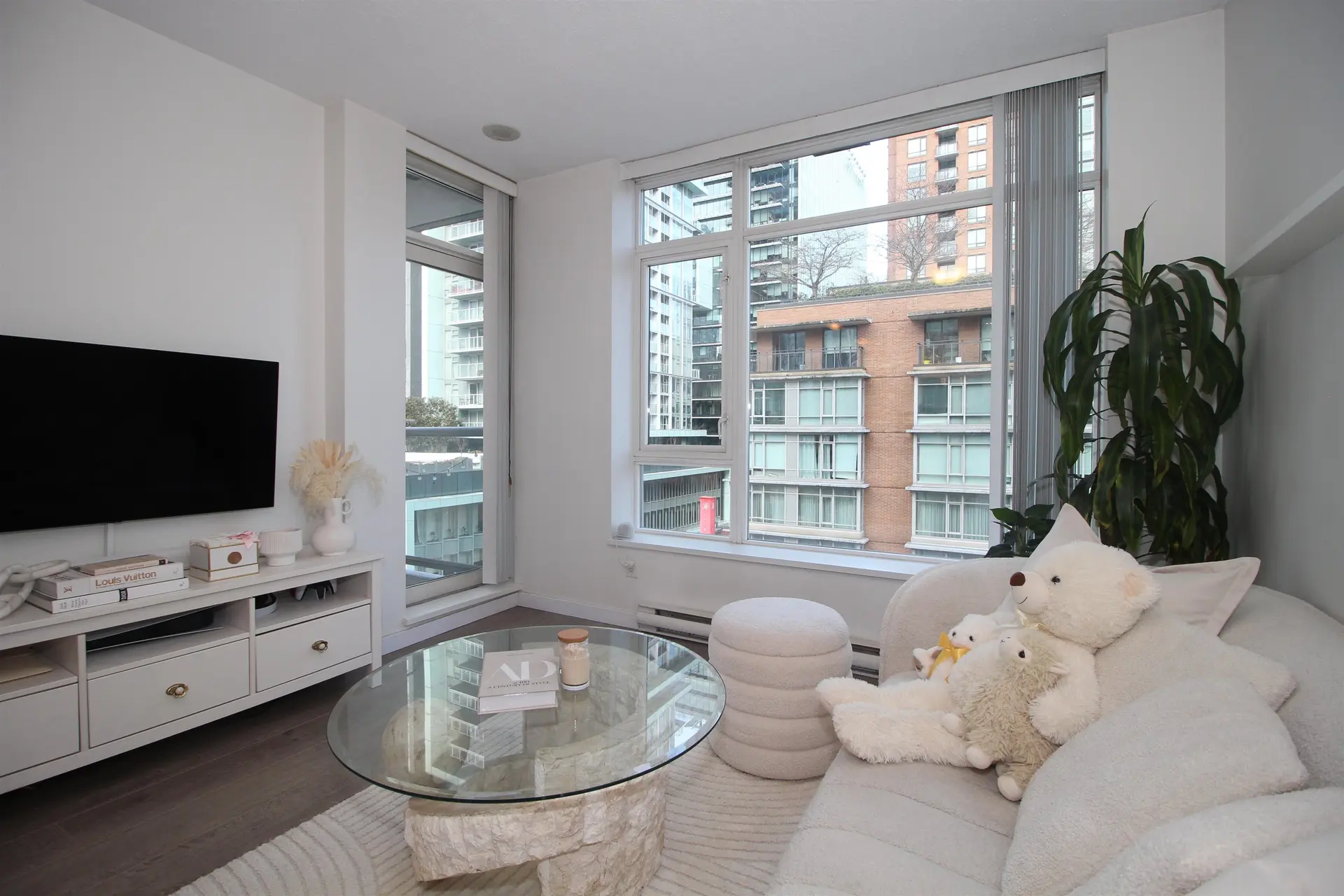 Property at #703 480 Robson Street, Vancouver, BC
