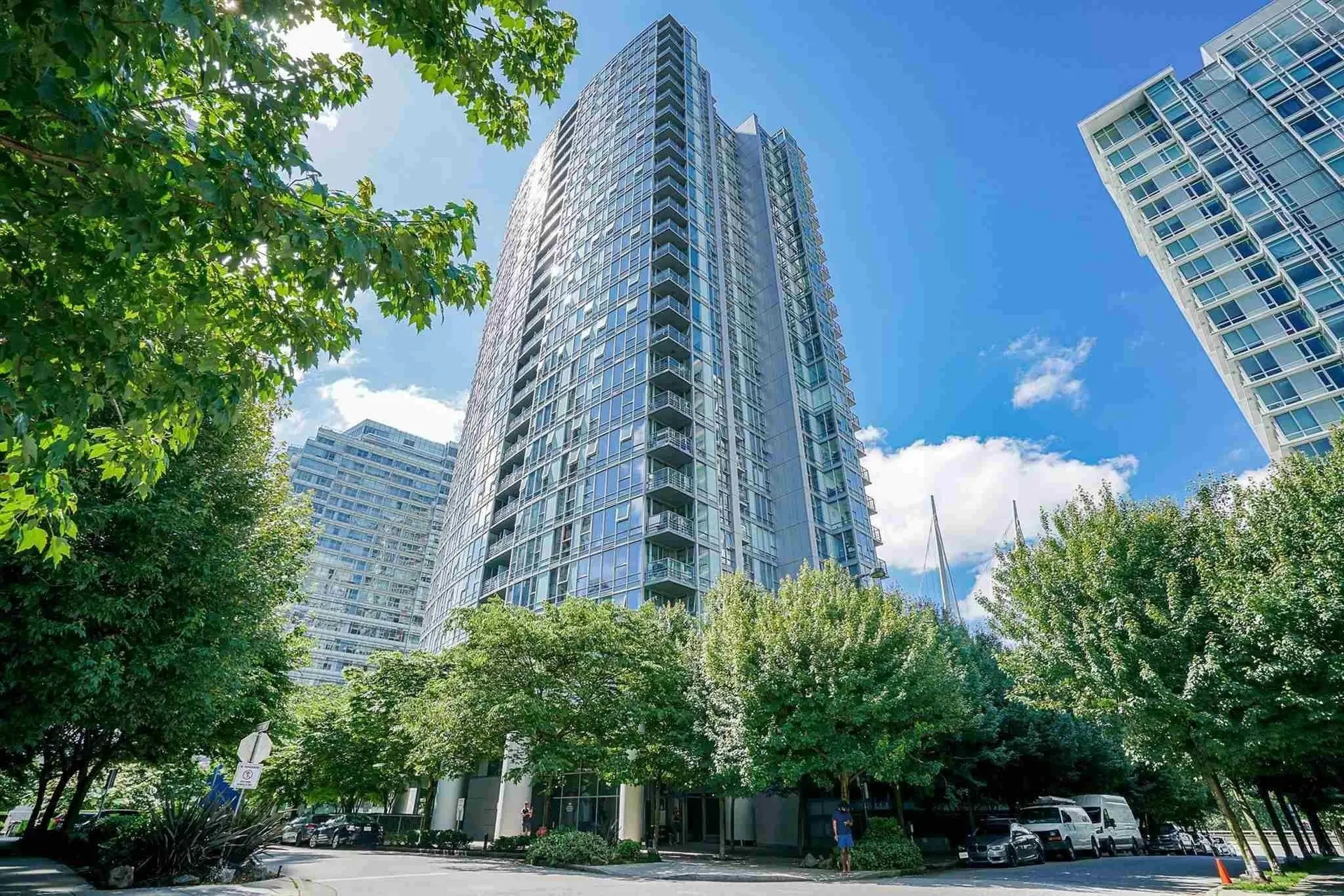 Property at #2206 111 W Georgia Street, Vancouver, BC