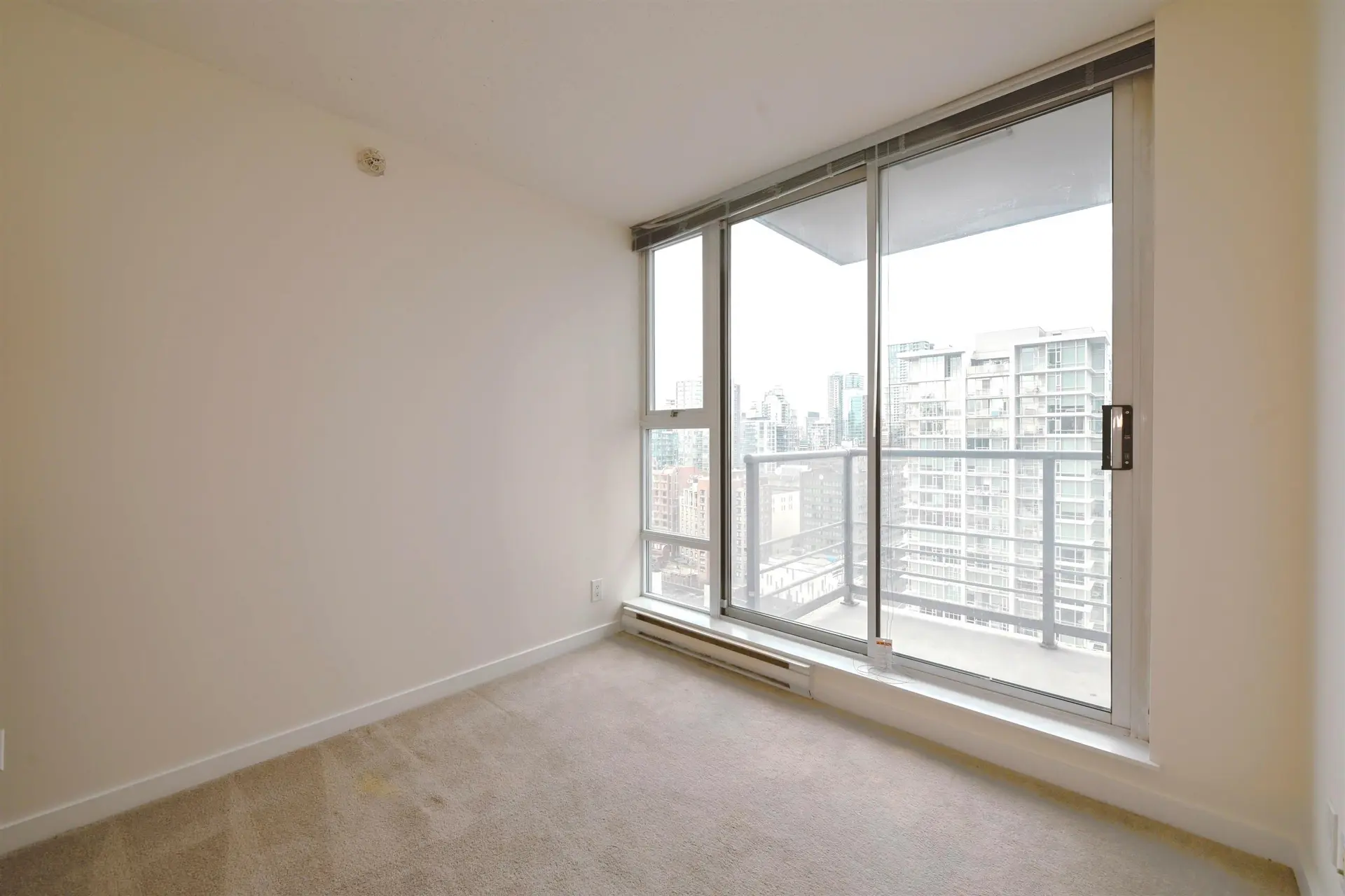 Property at #2206 111 W Georgia Street, Vancouver, BC