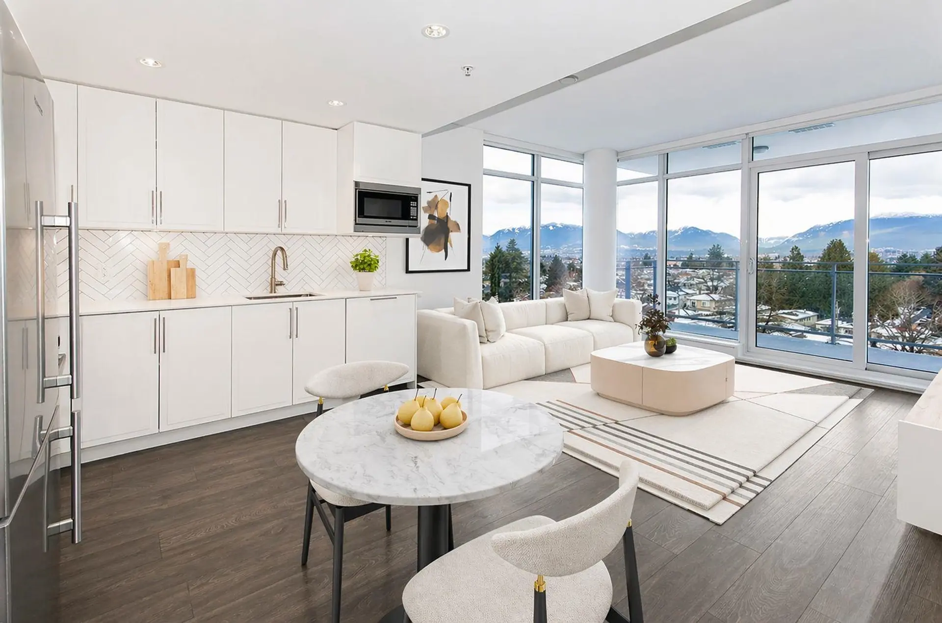 Property at #808 2435 Kingsway Street, Vancouver, BC