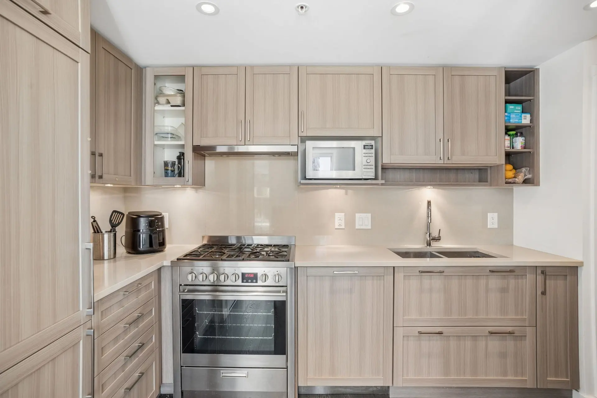 Property at #317 5665 BOUNDARY ROAD, Vancouver, BC