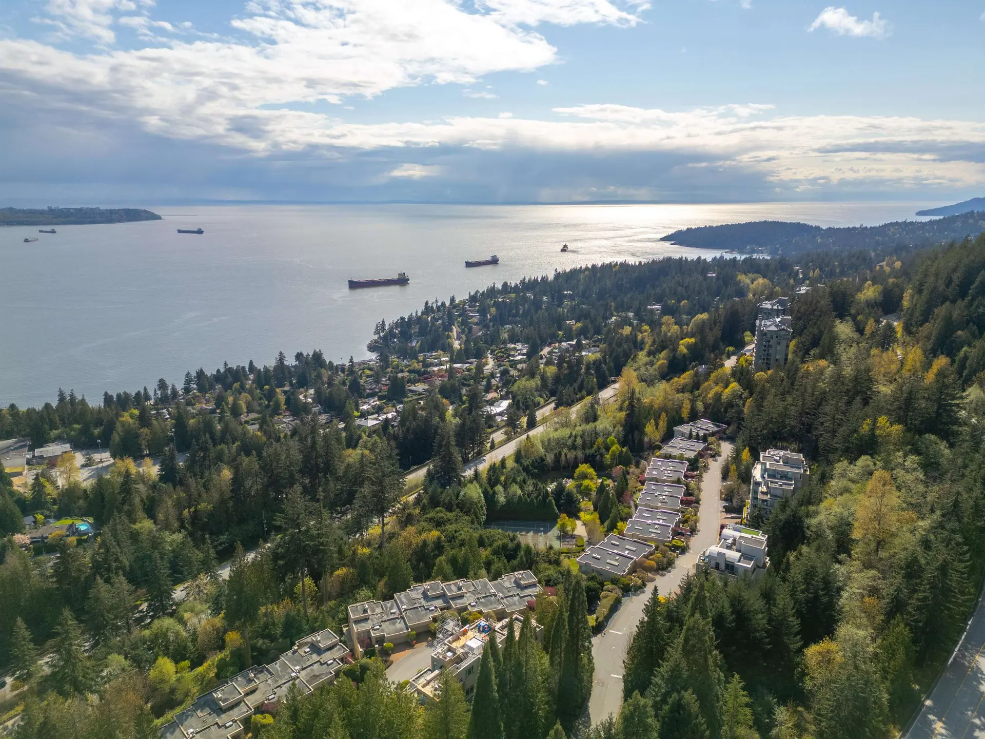 Property at 3112 Deer Ridge Drive, West Vancouver, BC