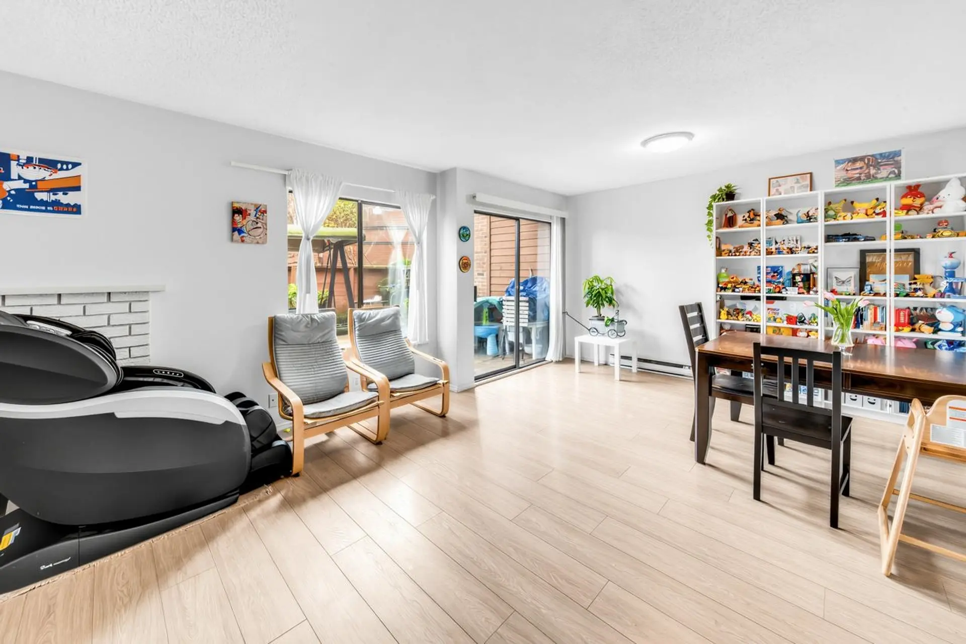 Property at #406 10620 150 Street, Surrey, BC