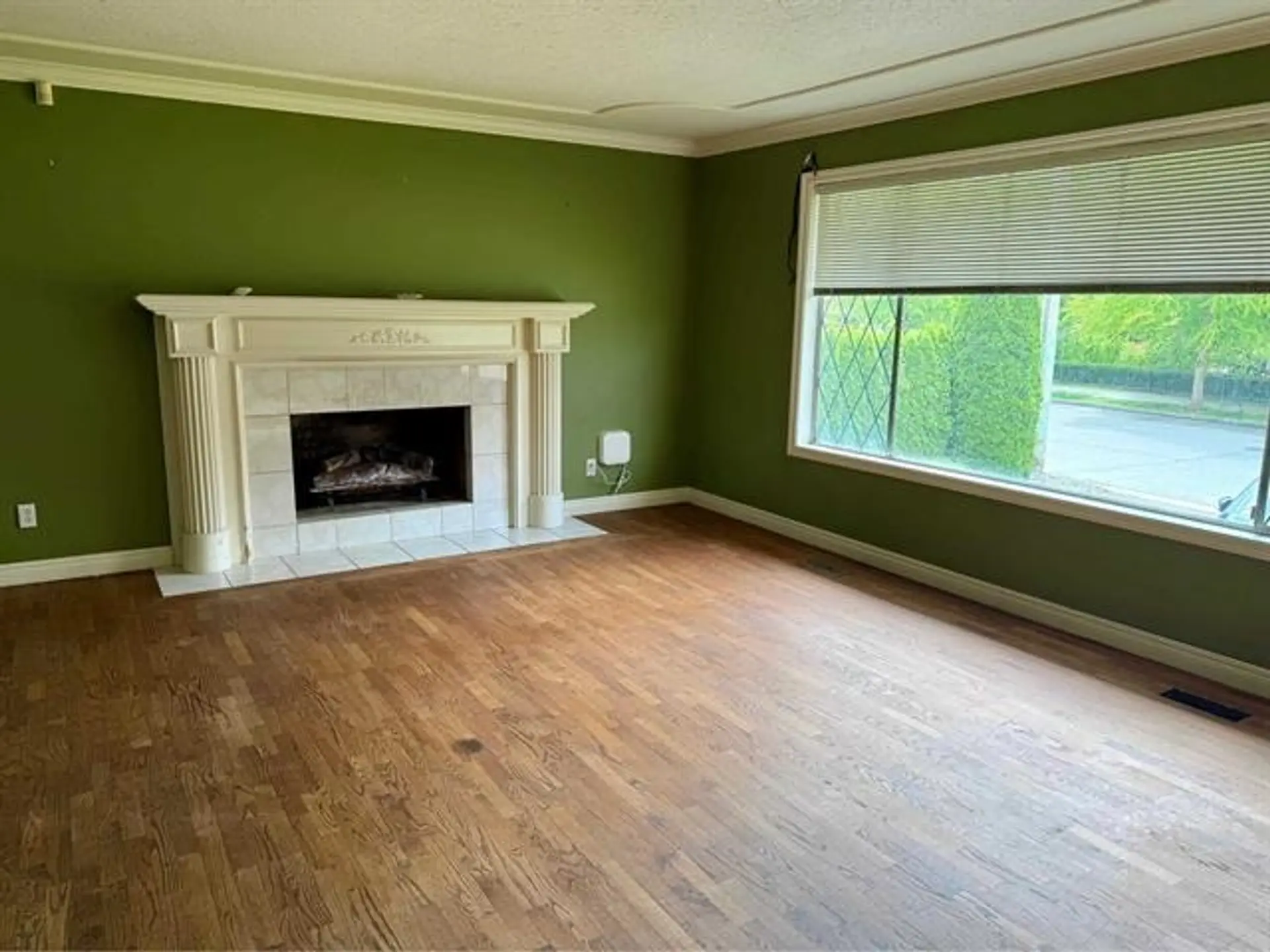 Property at 2062 Primrose Street, Abbotsford, BC