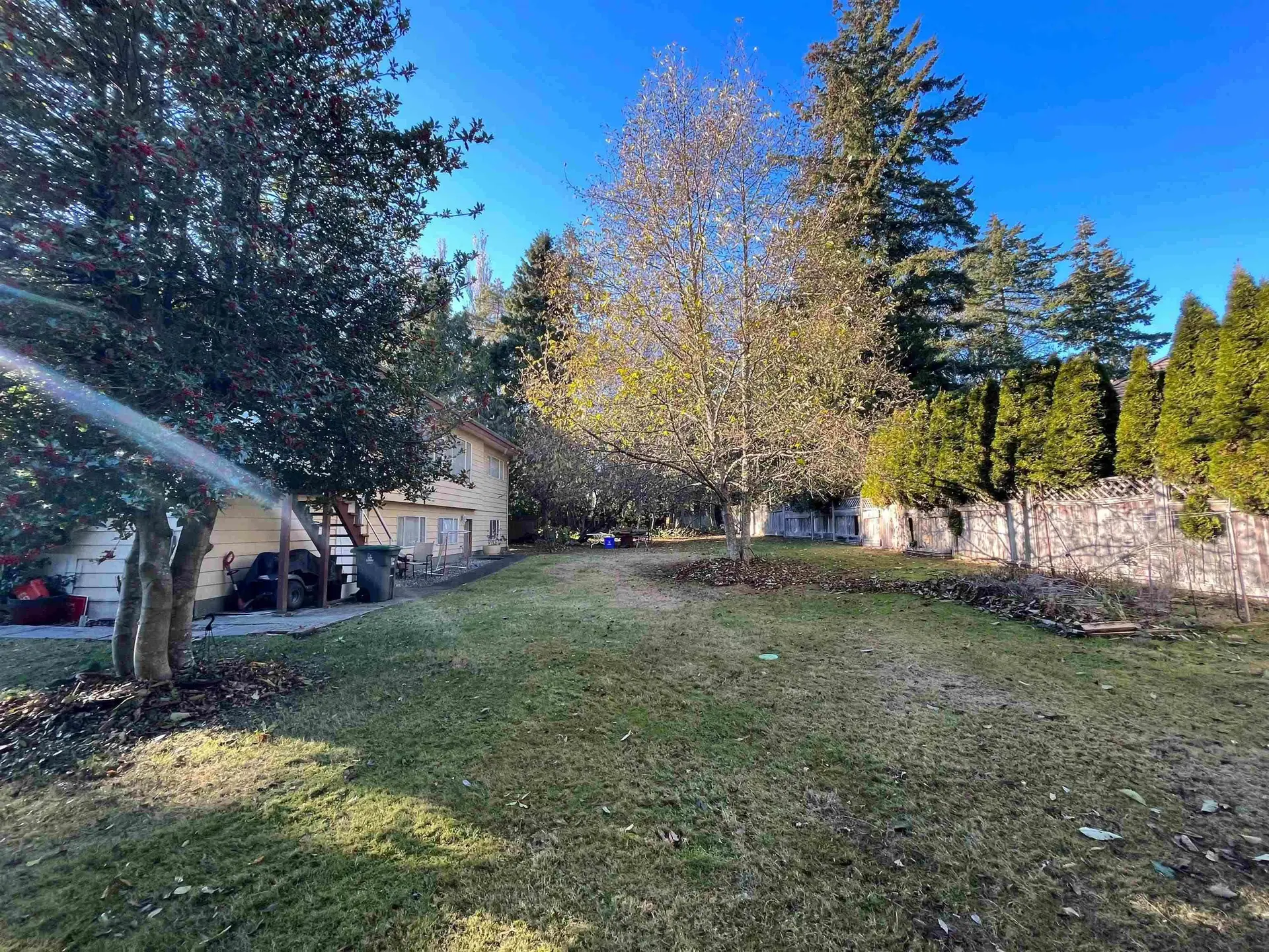 Property at 13697 16 Avenue, Surrey, BC